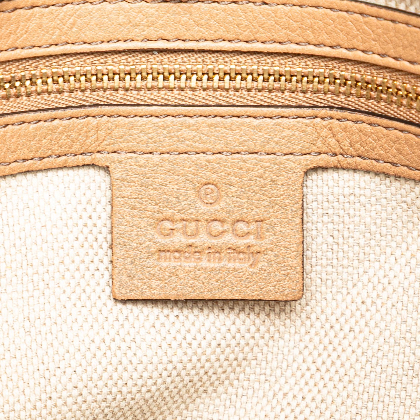 Gucci Medium Leather Soho Chain Tote