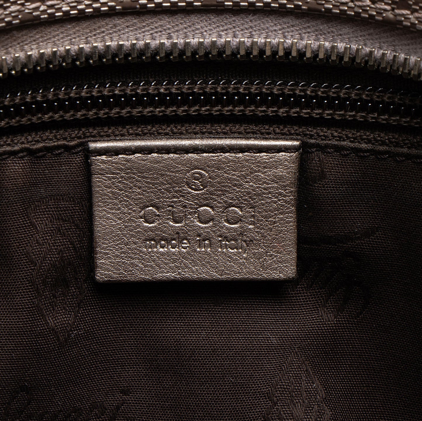 Gucci Metallic GG Imprime Flat Messenger
