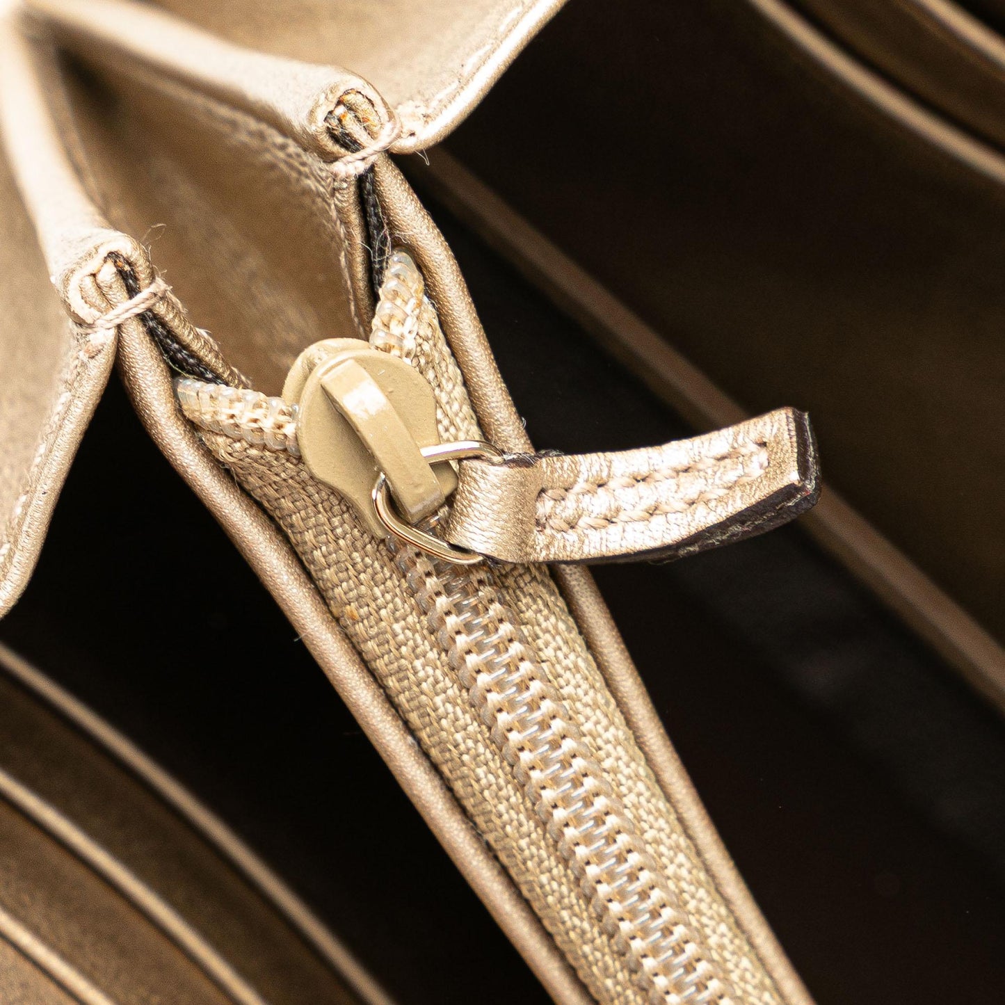 Gucci Metallic Microguccissima Dice Continental Wallet