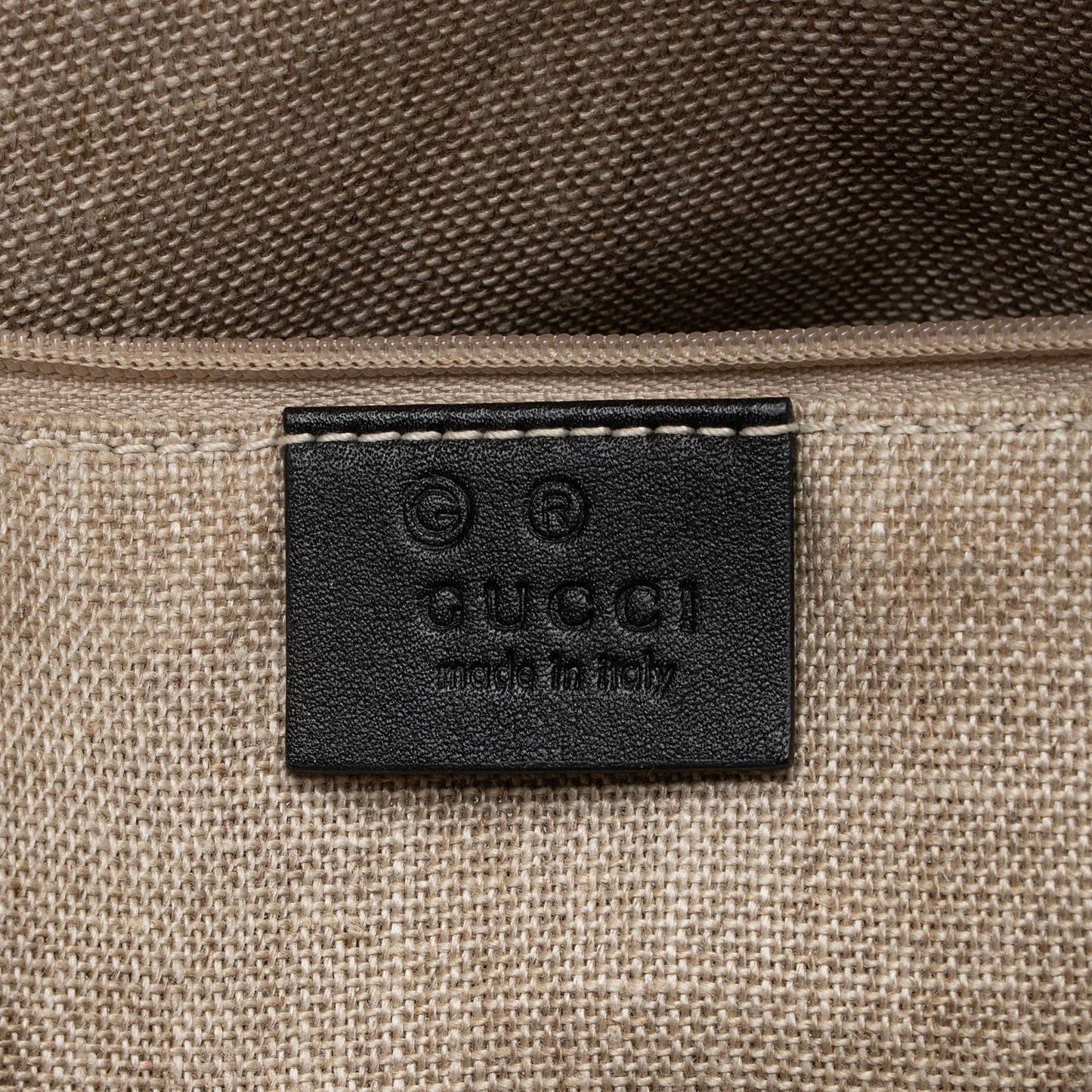 Gucci Microguccissima Leather Joy Small Zip Tote (SHF-TjfjYX)