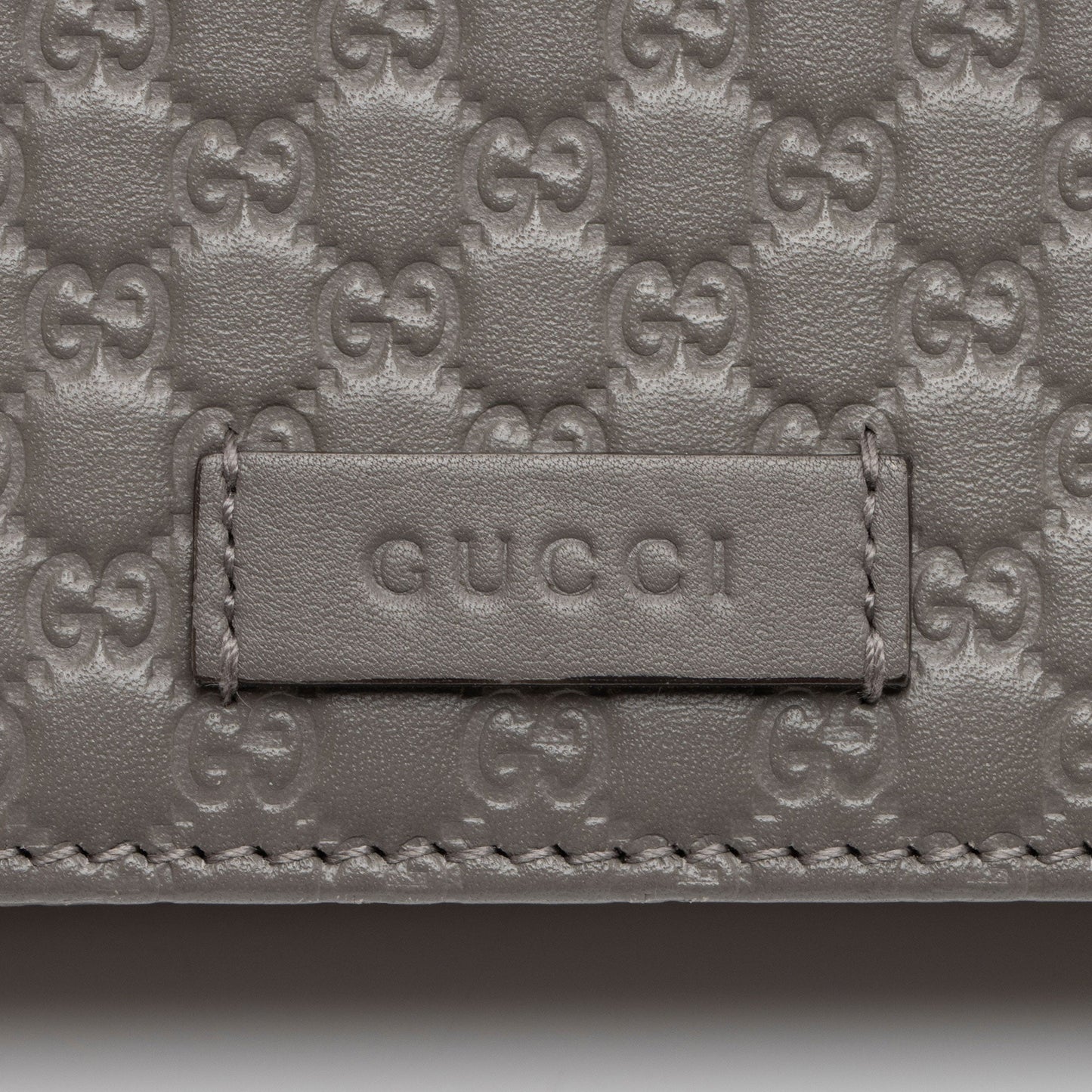 Gucci Microguccissima Leather Wallet Crossbody (SHF-XieKjF)