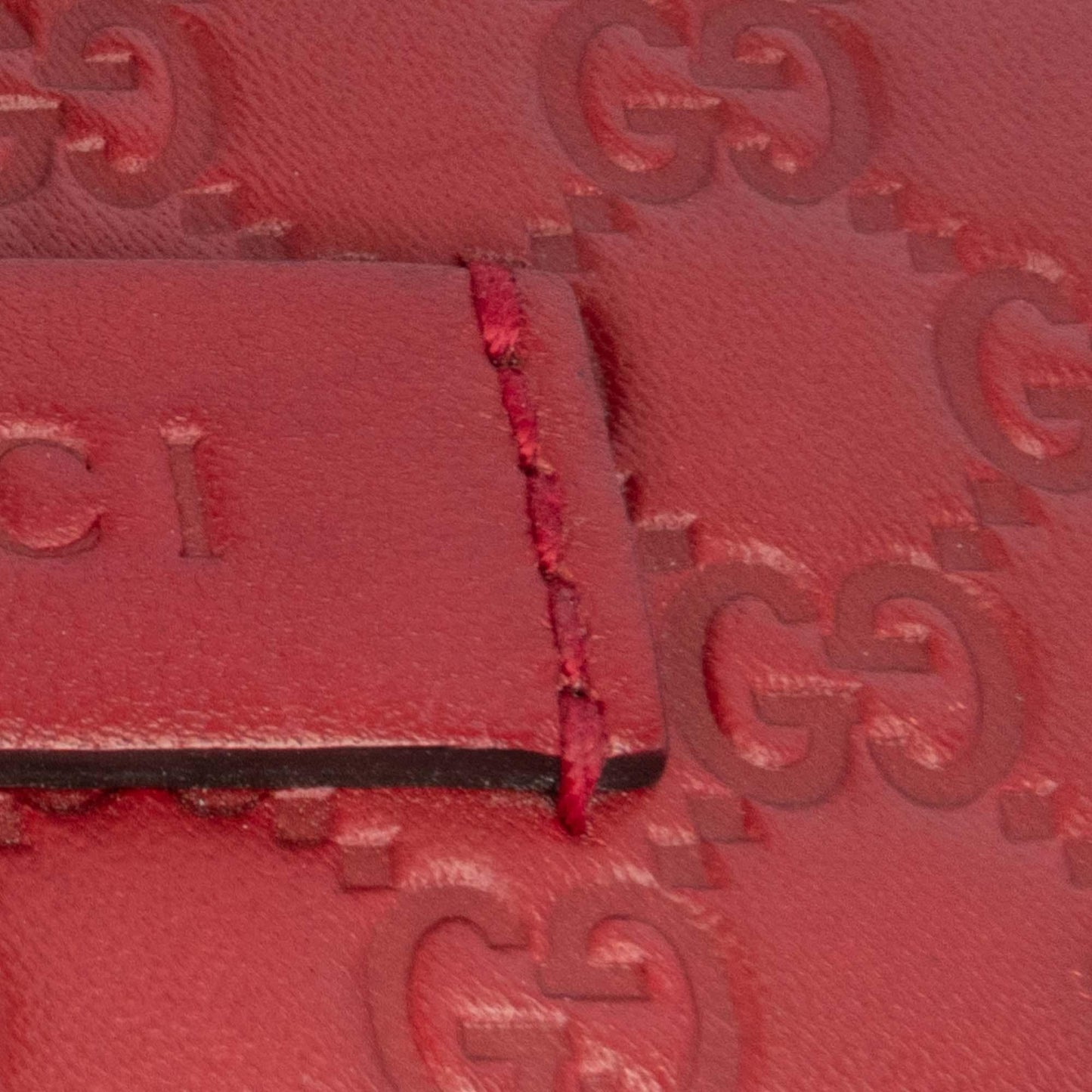Gucci Microguccissima Wallet on Strap