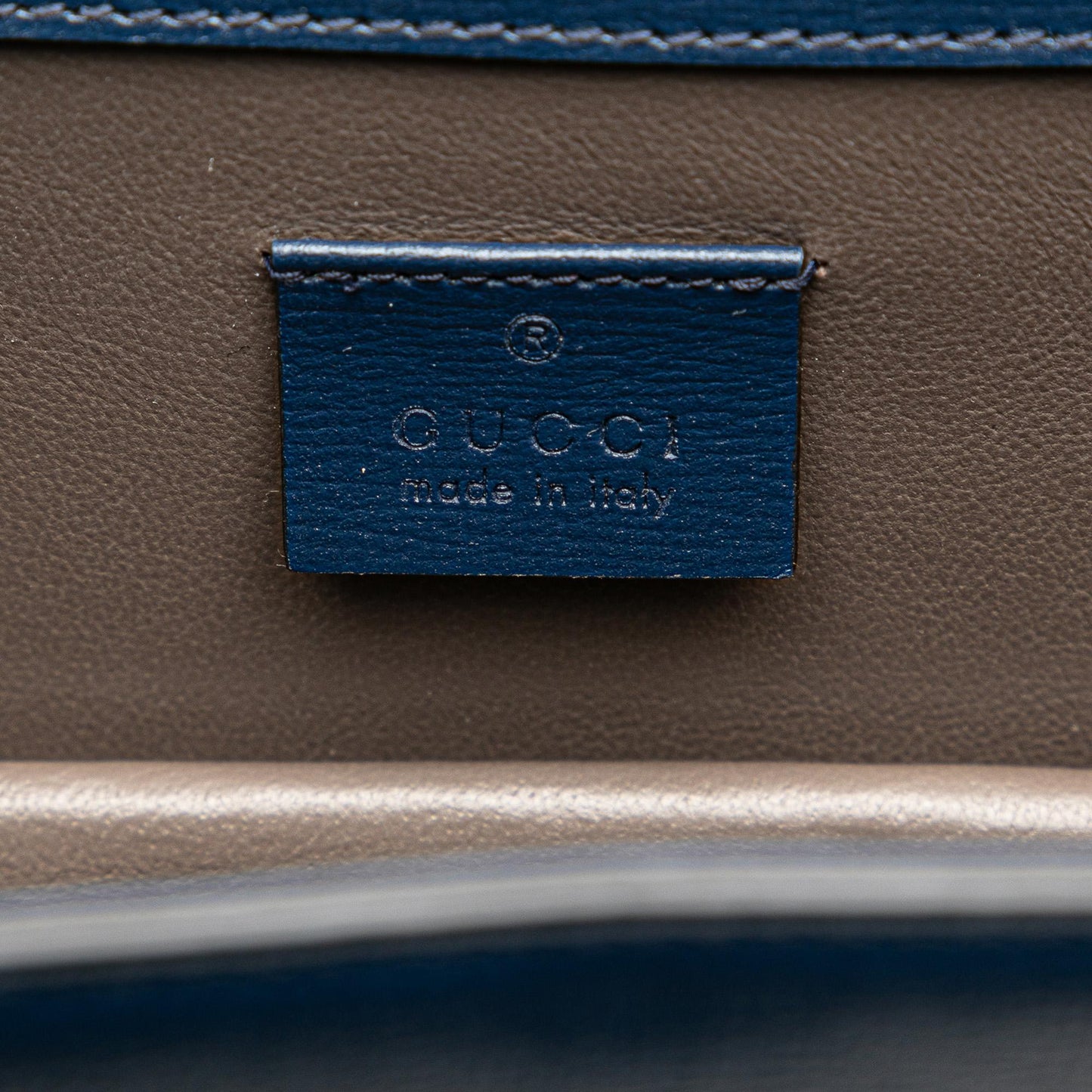 Gucci Mini Leather Sylvie 1969 Crossbody (SHG-eVMi3f)