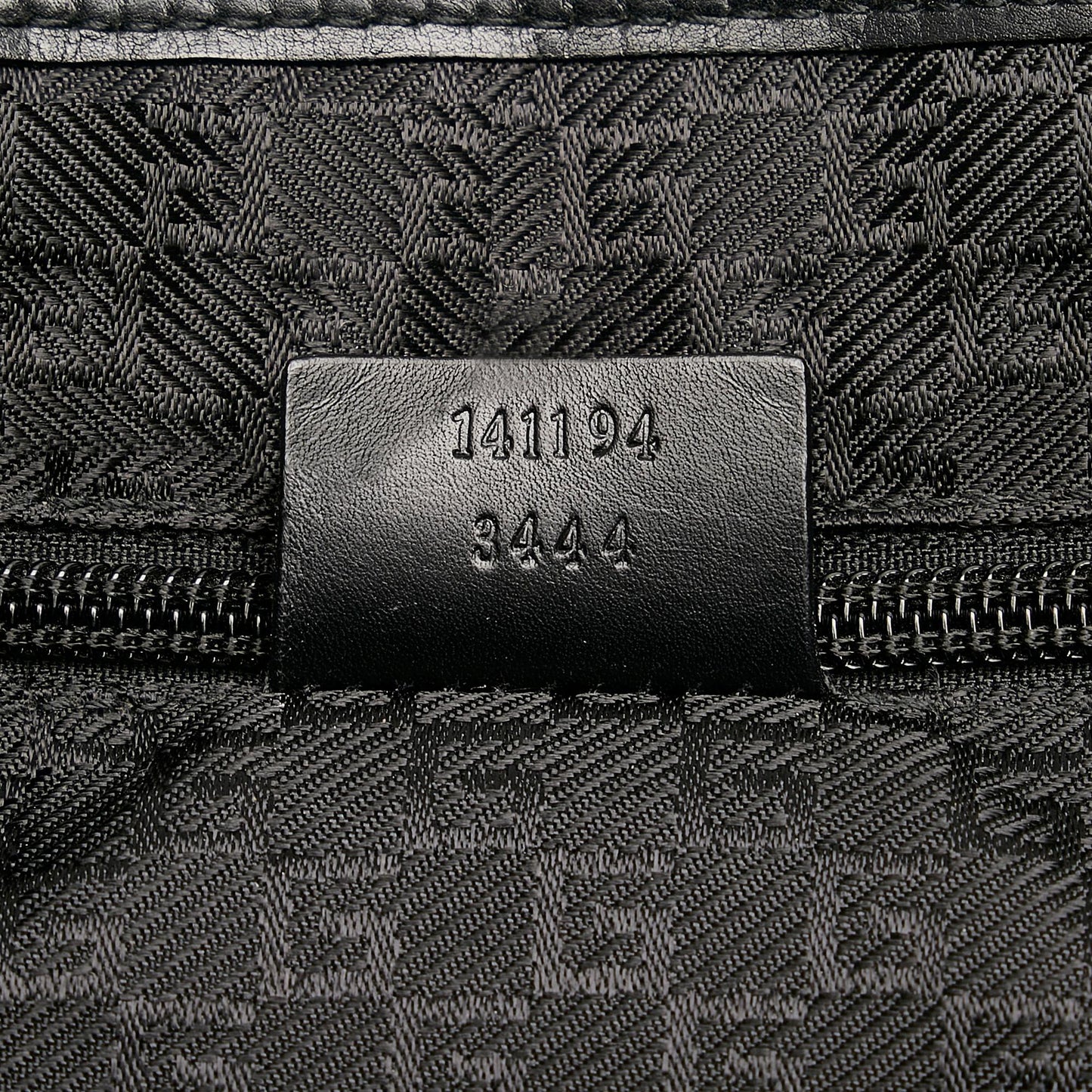 Gucci Nylon Crossbody Bag (SHG-I5GlGn)