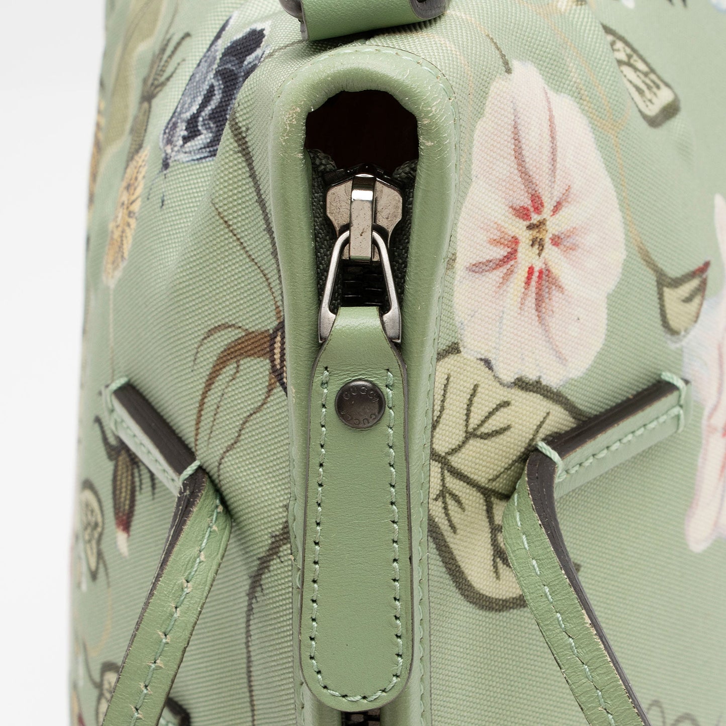 Gucci Nylon Flora Knight Small Tote (SHF-2ID1EO)