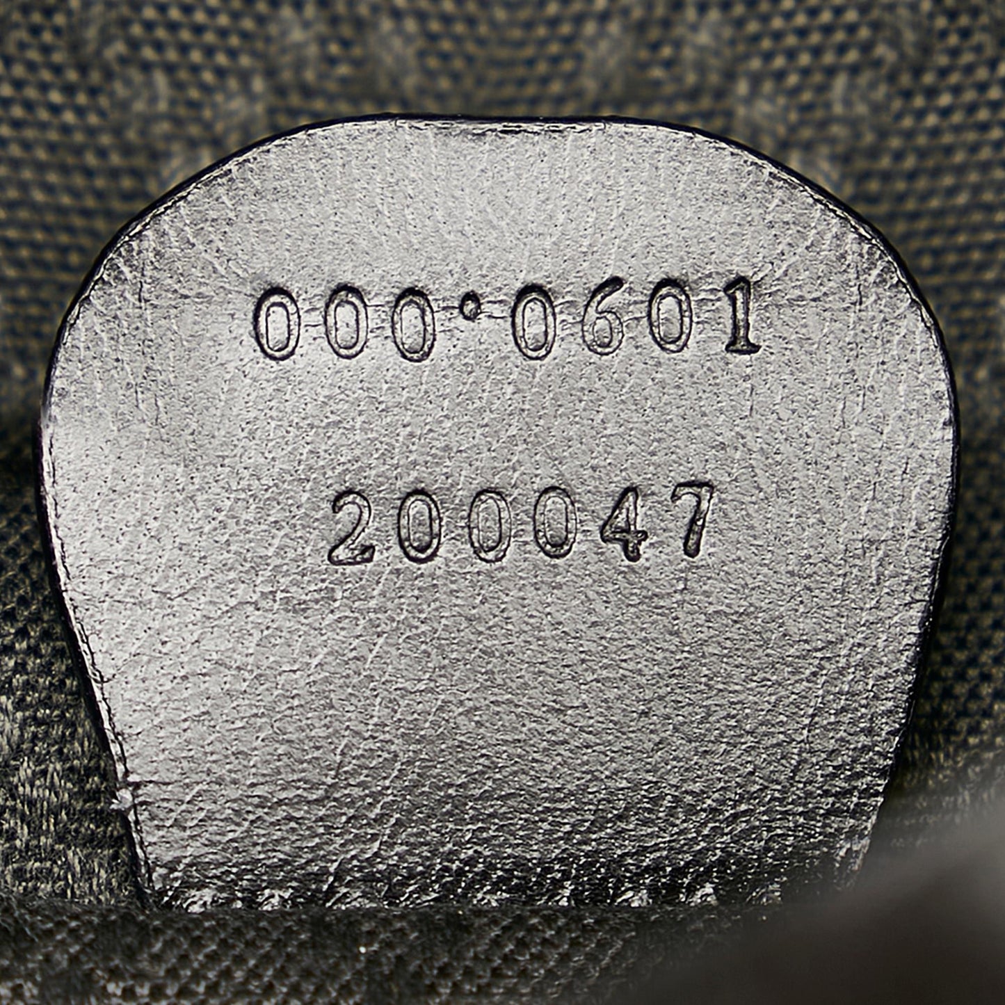 Gucci Nylon Handbag (SHG-31916)
