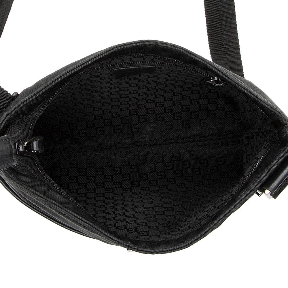 Gucci Nylon Messenger Bag (SHF-19463)
