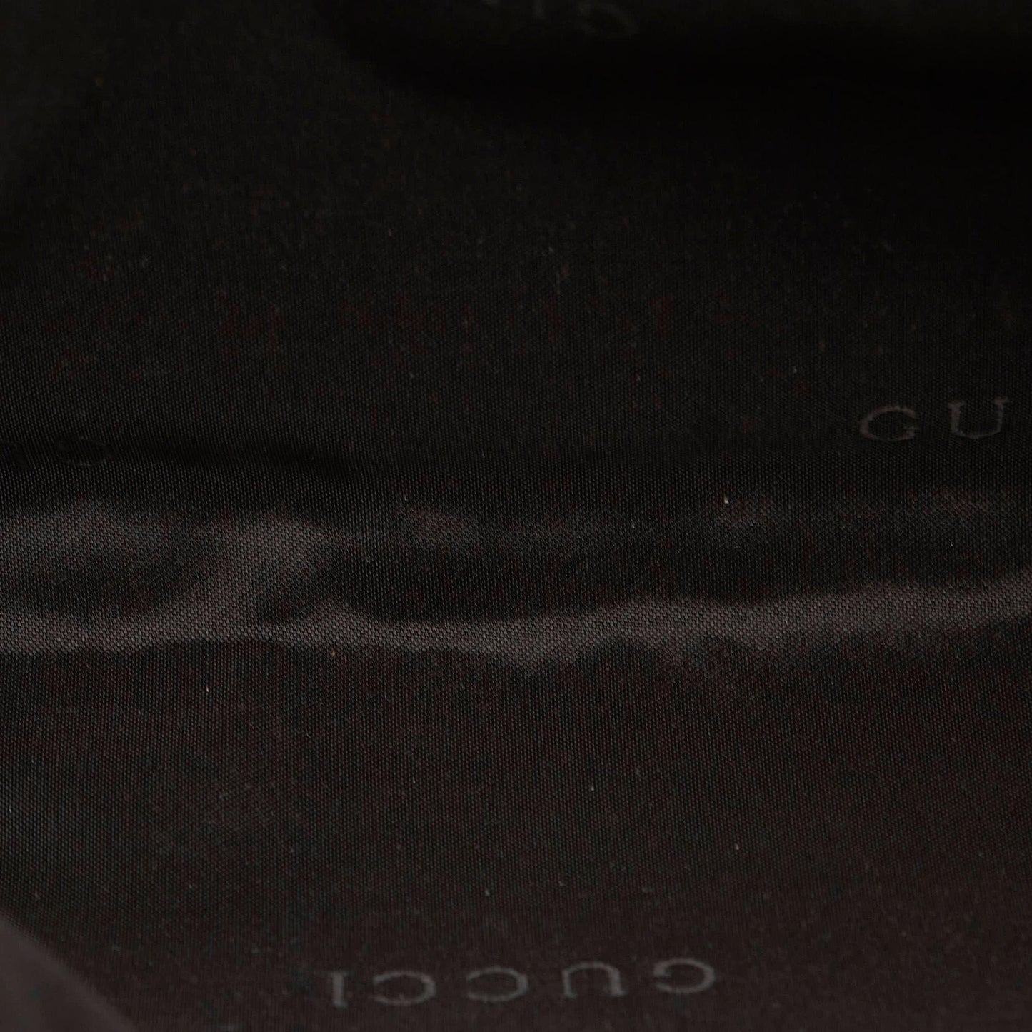 Gucci Nylon Pouch (SHG-29122)