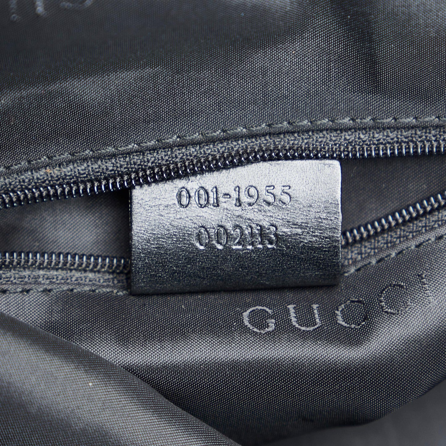 Gucci Nylon Shoulder Bag (SHG-yZTMlV)