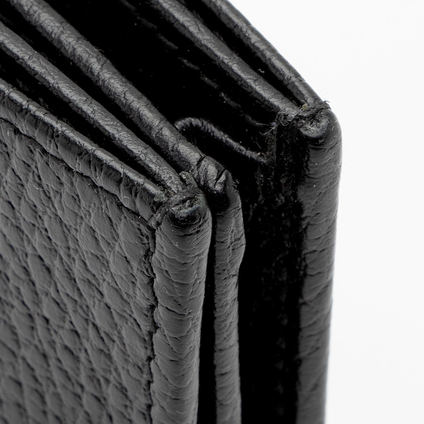 Gucci Pebbled Leather GG Marmont Card Case Wallet (SHF-dXo42g)