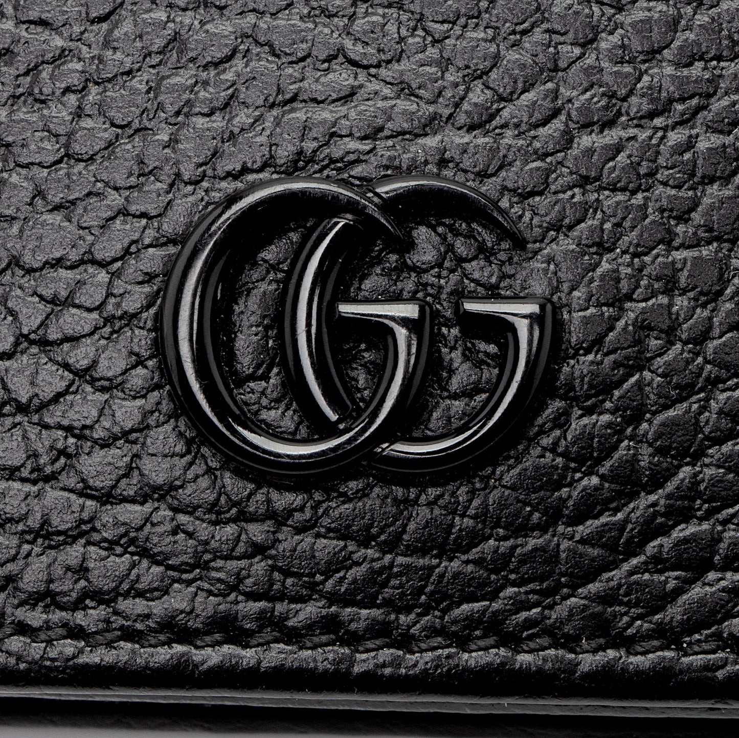 Gucci Pebbled Leather GG Marmont Card Case Wallet (SHF-dXo42g)
