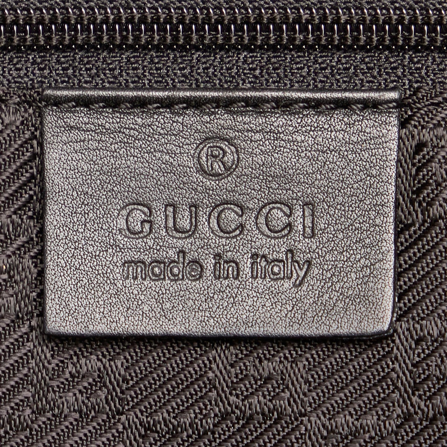 Gucci Quilted Leather Handbag (SHG-27357)