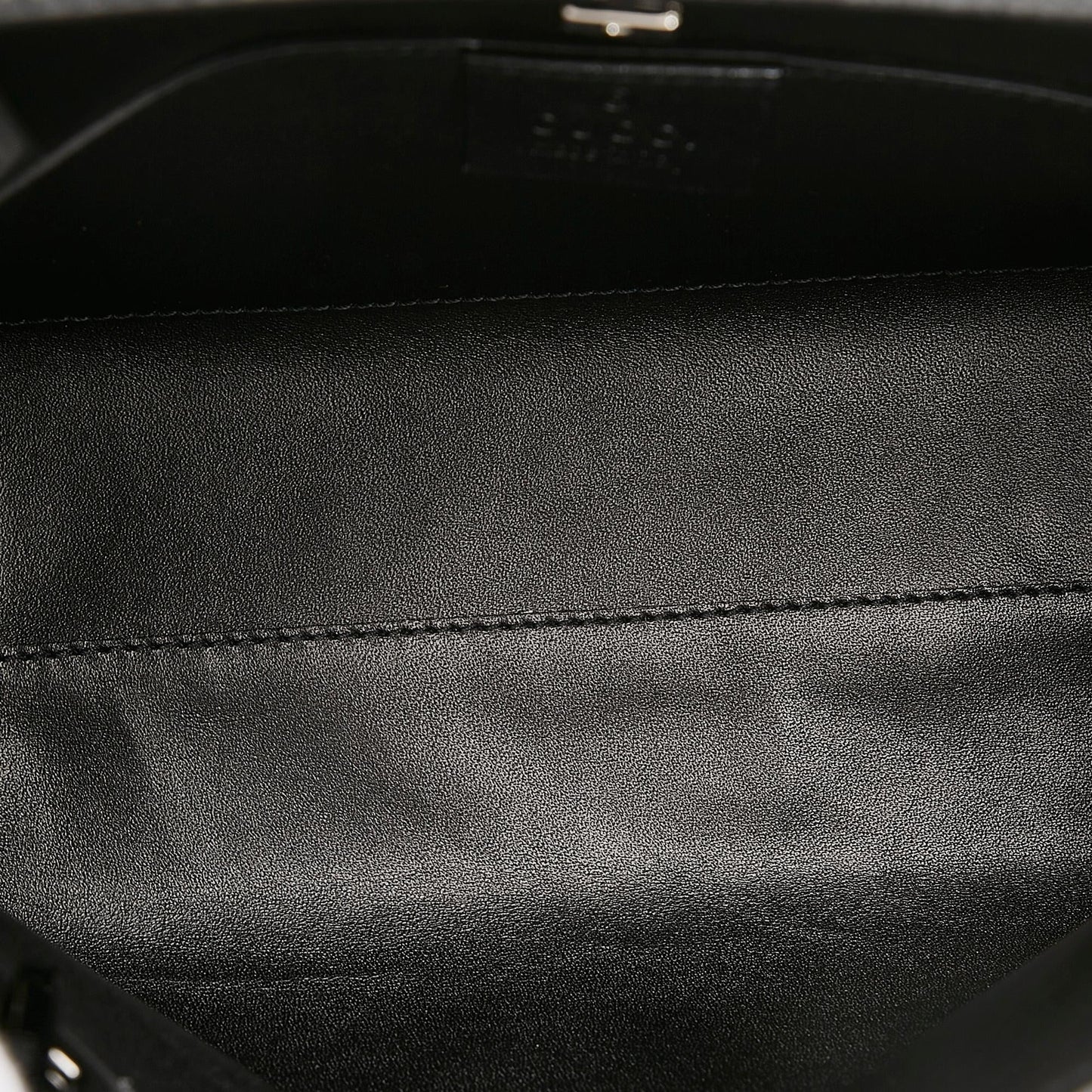 Gucci Satin Shoulder Bag (SHG-NnlyoT)