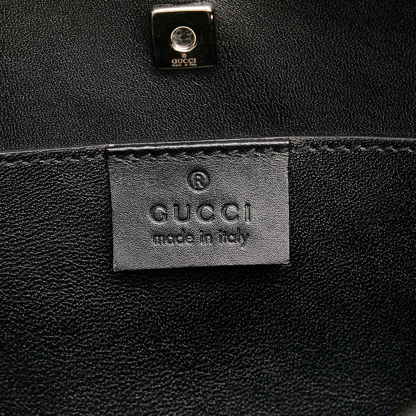 Gucci Satin Shoulder Bag (SHG-NnlyoT)
