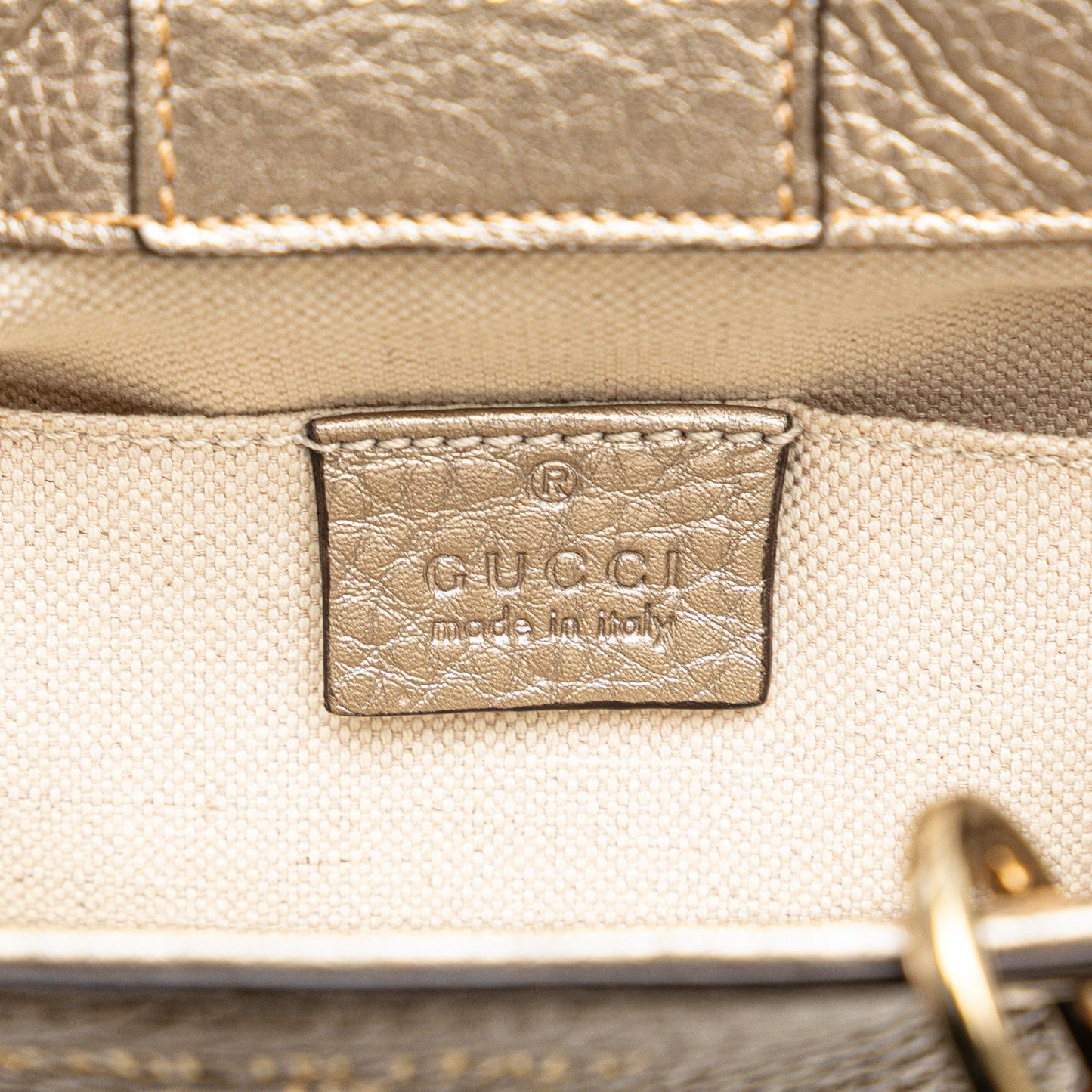 Gucci Small Bamboo Shopper (SHG-mkzbAU)