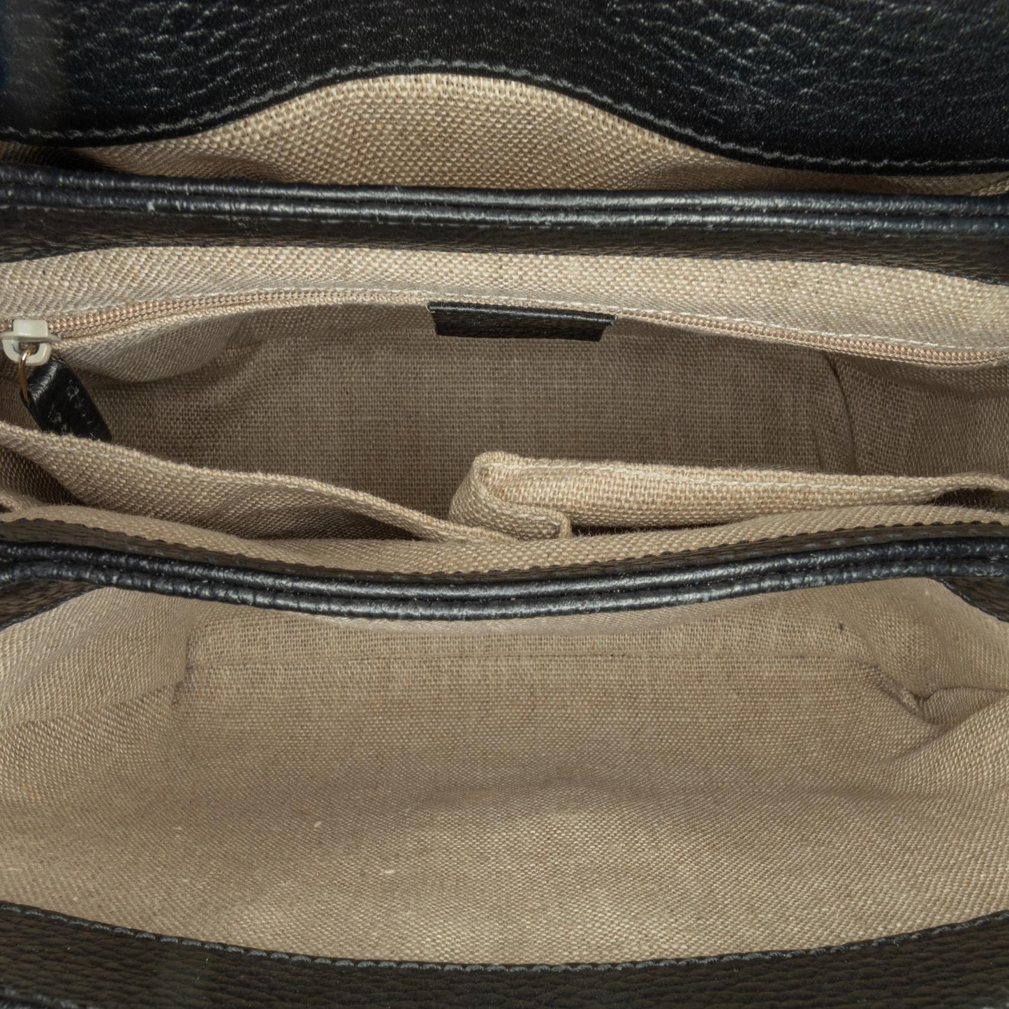 Gucci Small Dollar Calf Interlocking G Satchel (SHG-uqc1wk)
