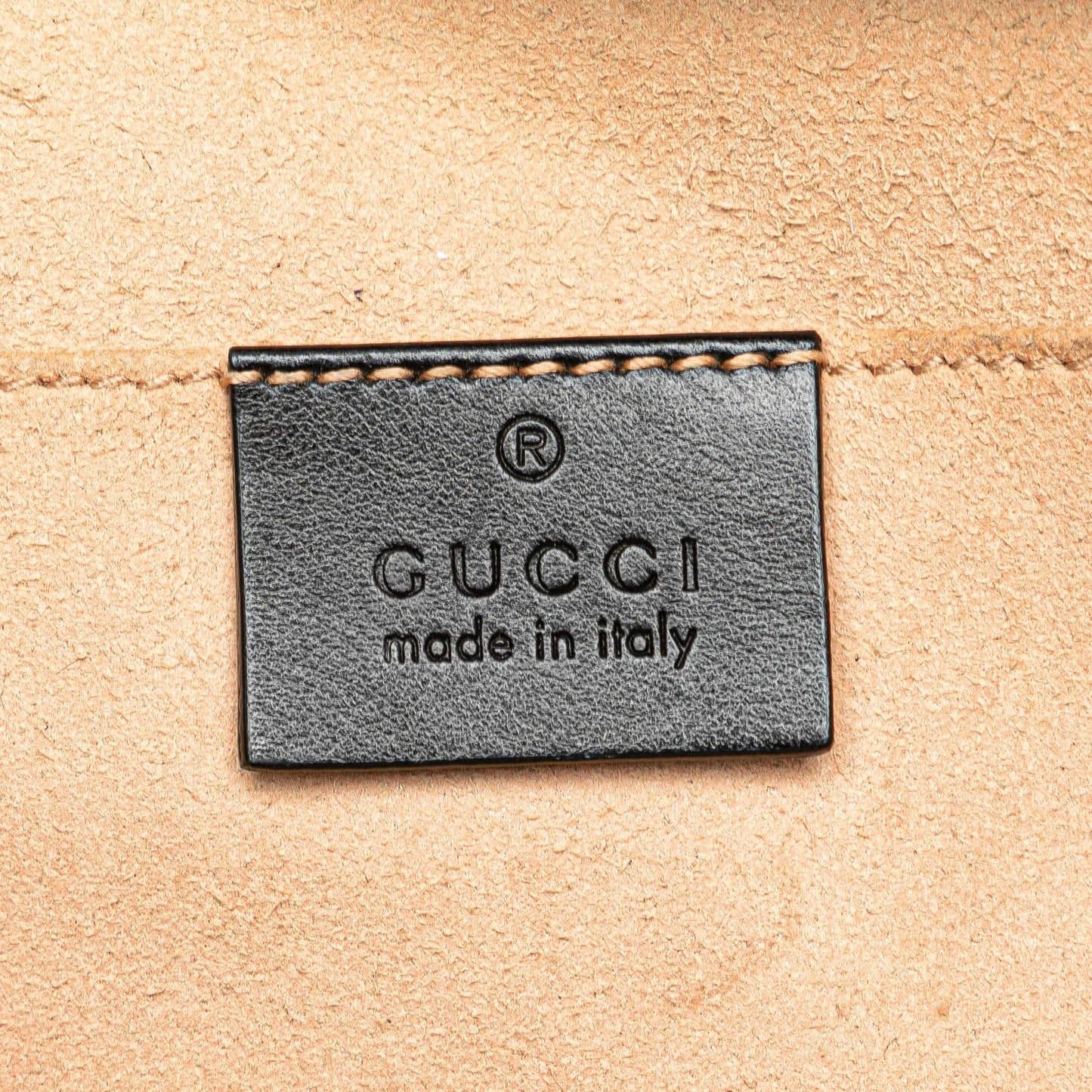 Gucci Small GG Marmont Matelasse Crossbody (SHG-mS95r0)