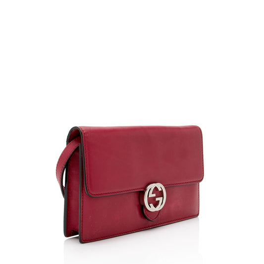 Gucci Smooth Calfskin Interlocking G Wallet on Strap (SHF-poz1cn)