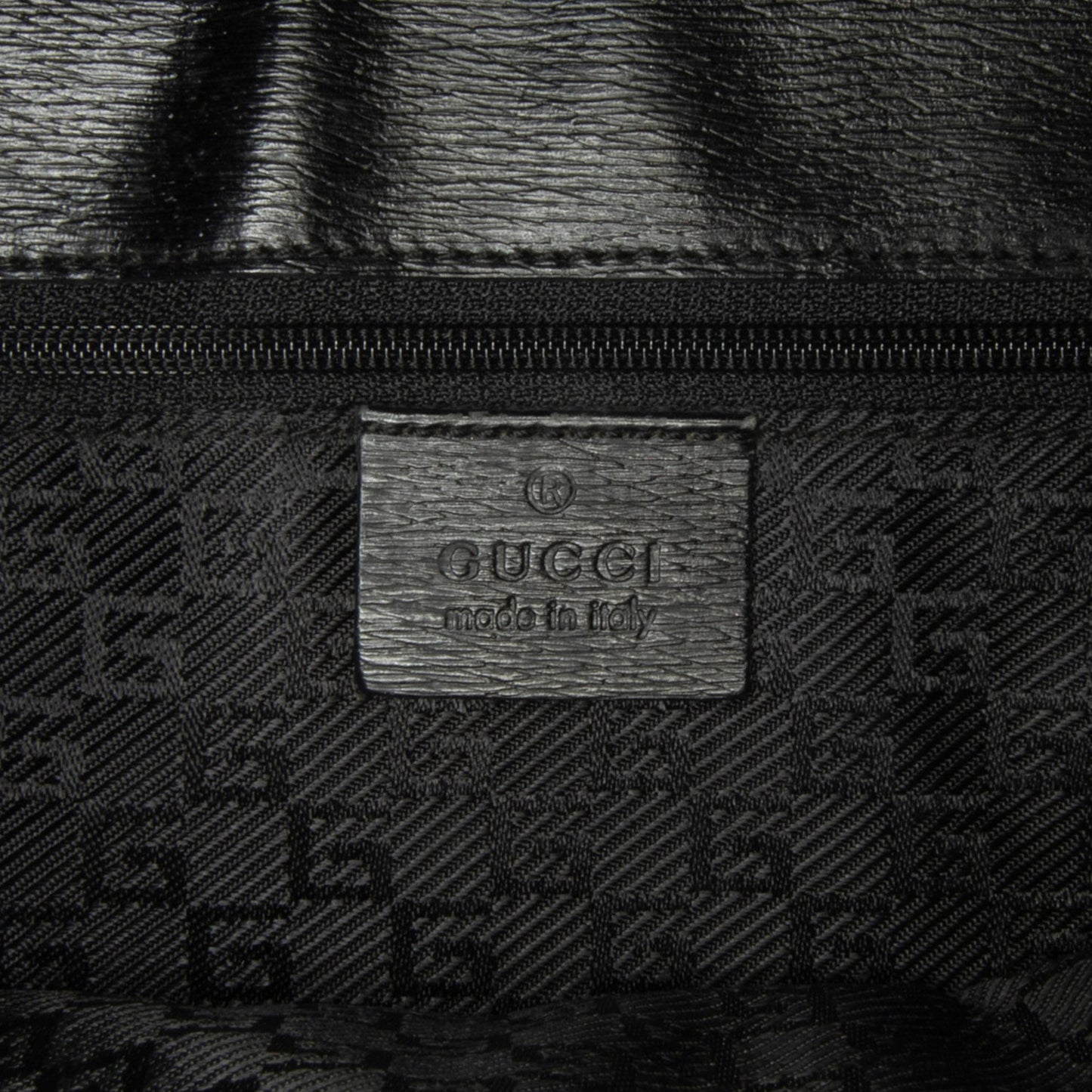 Gucci Square G Canvas Shoulder Bag (SHG-FHbYlb)