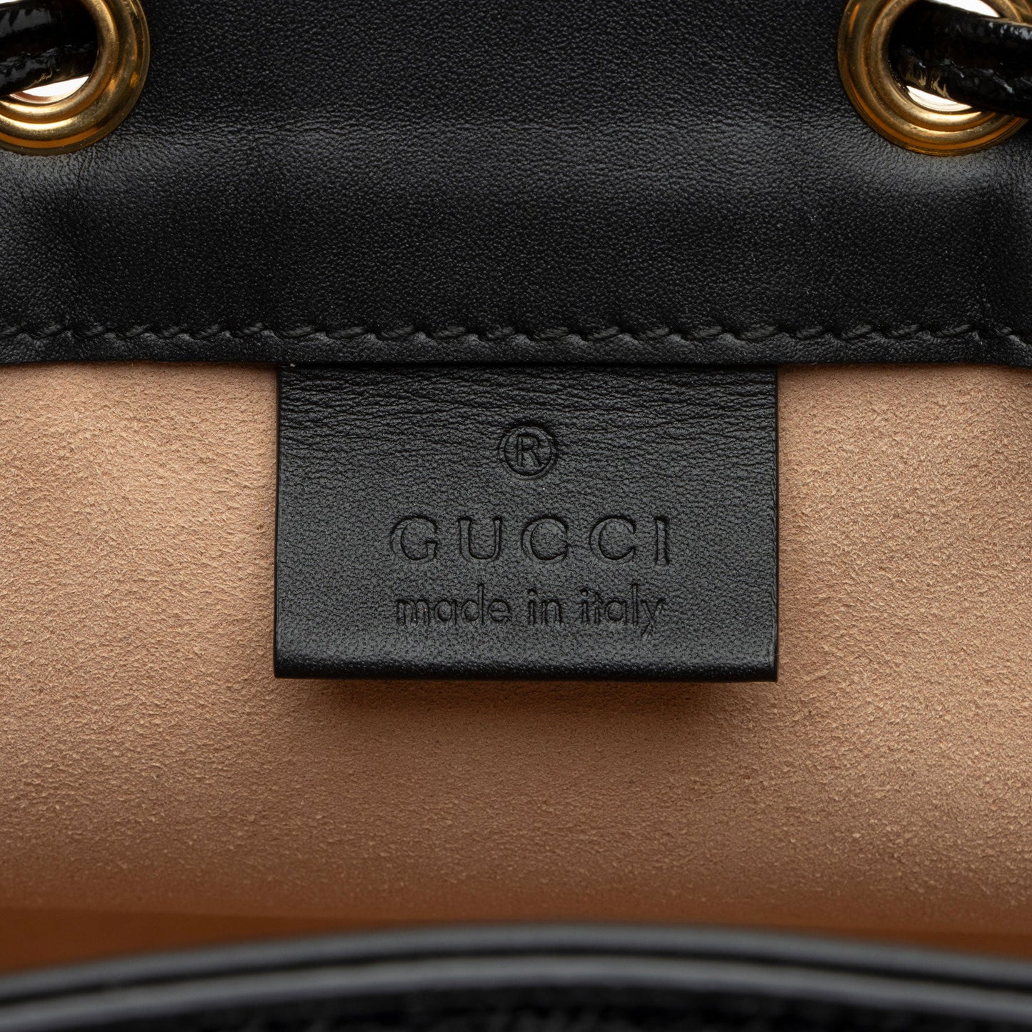 Gucci Suede Patent Leather Ophidia Mini Bucket Bag (SHF-2h2Hru)