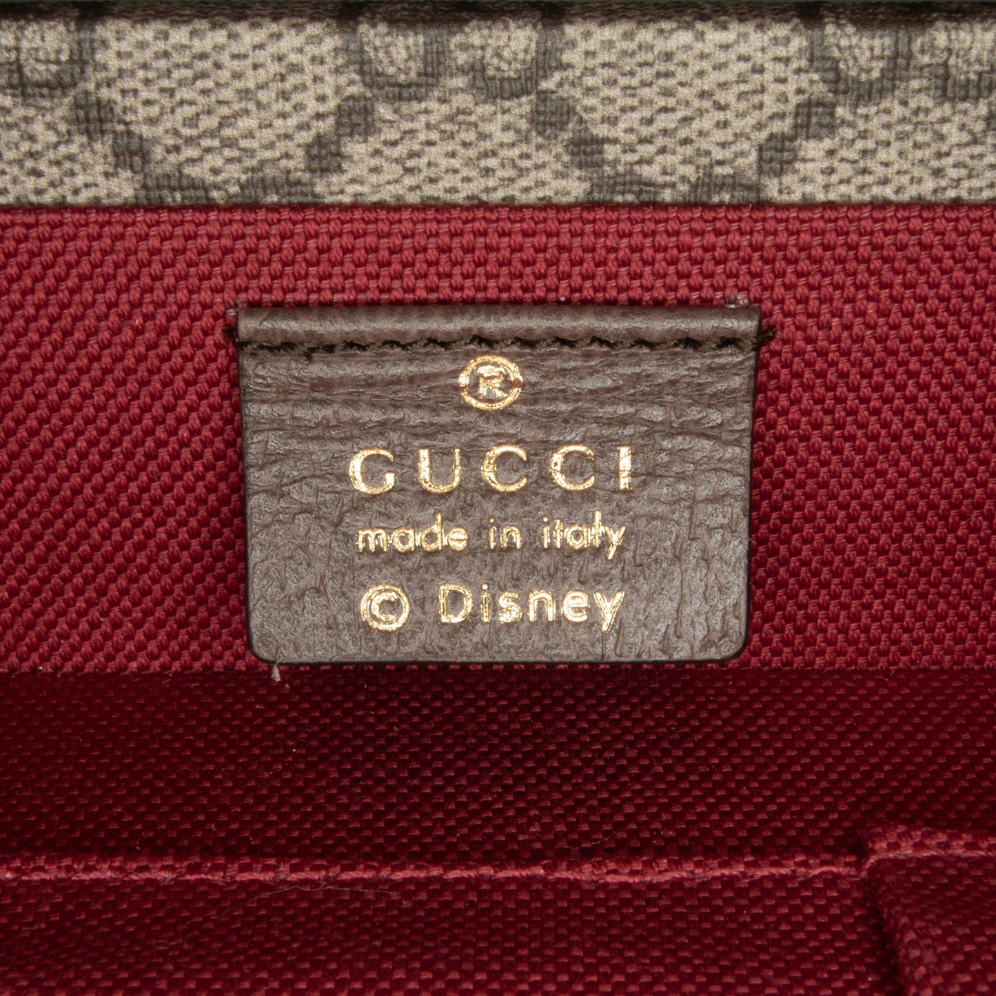 Gucci x Disney GG Supreme Donald Duck Savoy Vanity Case (SHG-fj3tml)