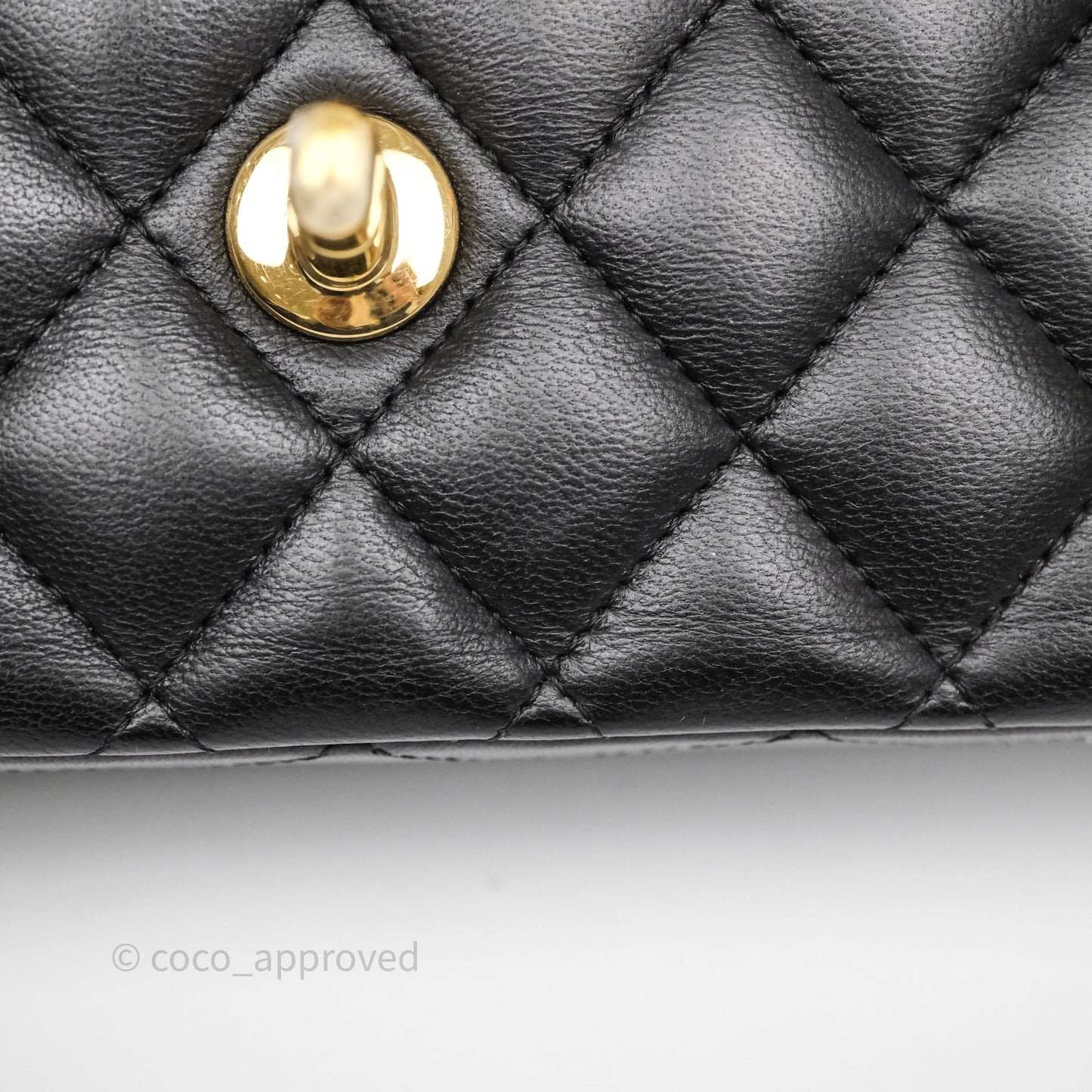 Chanel Classic M/L Medium Flap Quilted Black Lambskin Gold Hardware