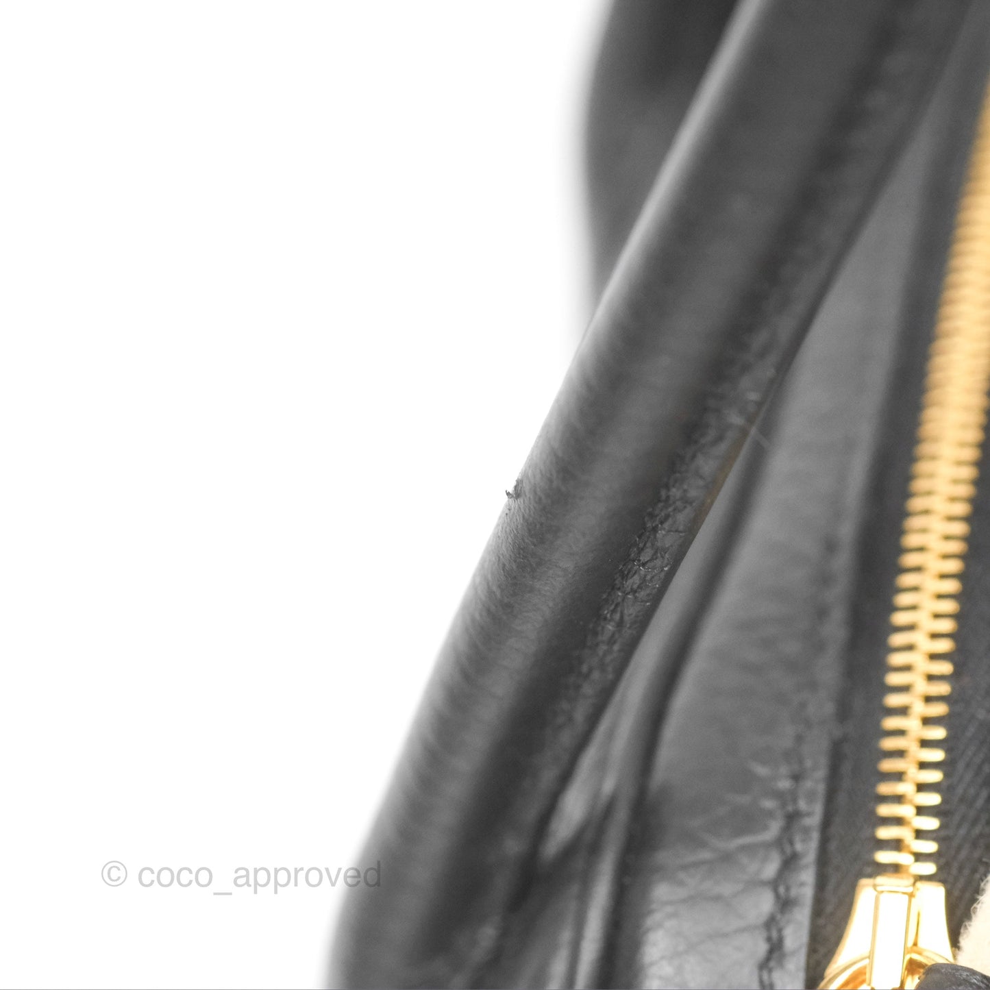 Hermès Lindy 26 Black Noir 89 Clemence Gold Hardware