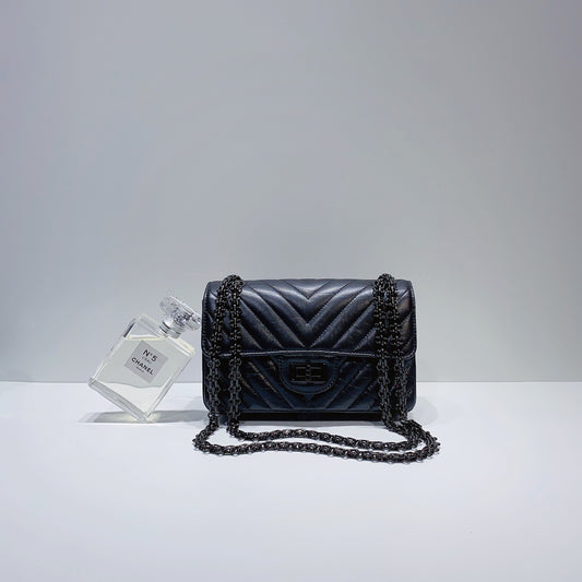 No.3717-Chanel So Black Mini Reissue 2.55 Flap Bag