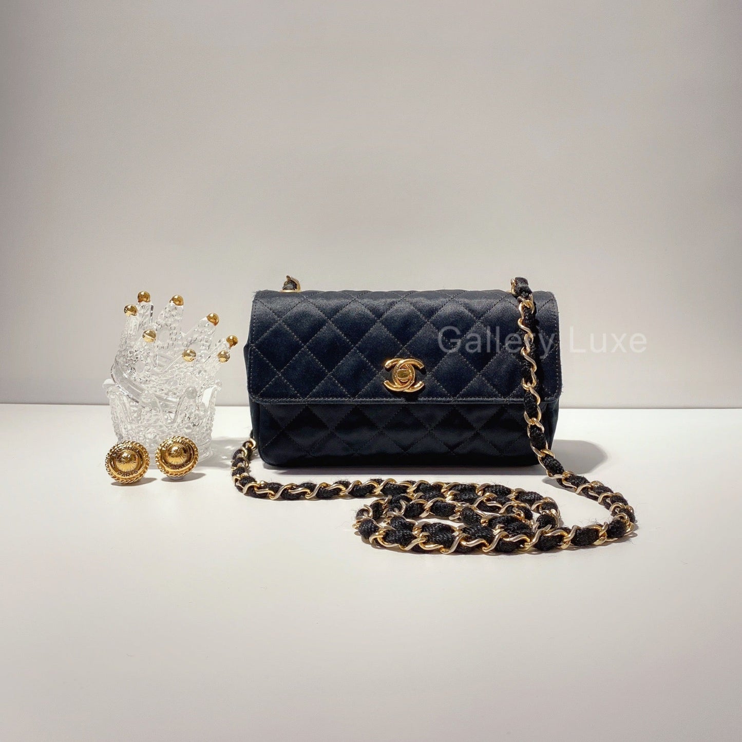 No.2093-Chanel Vintage Satin Mini 17cm