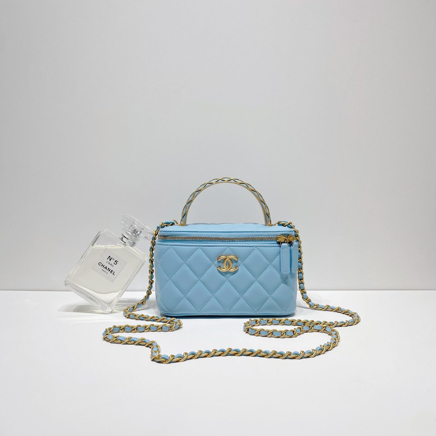 No.4244-Chanel Precious Braids Vanity With Top Handle (Brand New / 全新貨品)