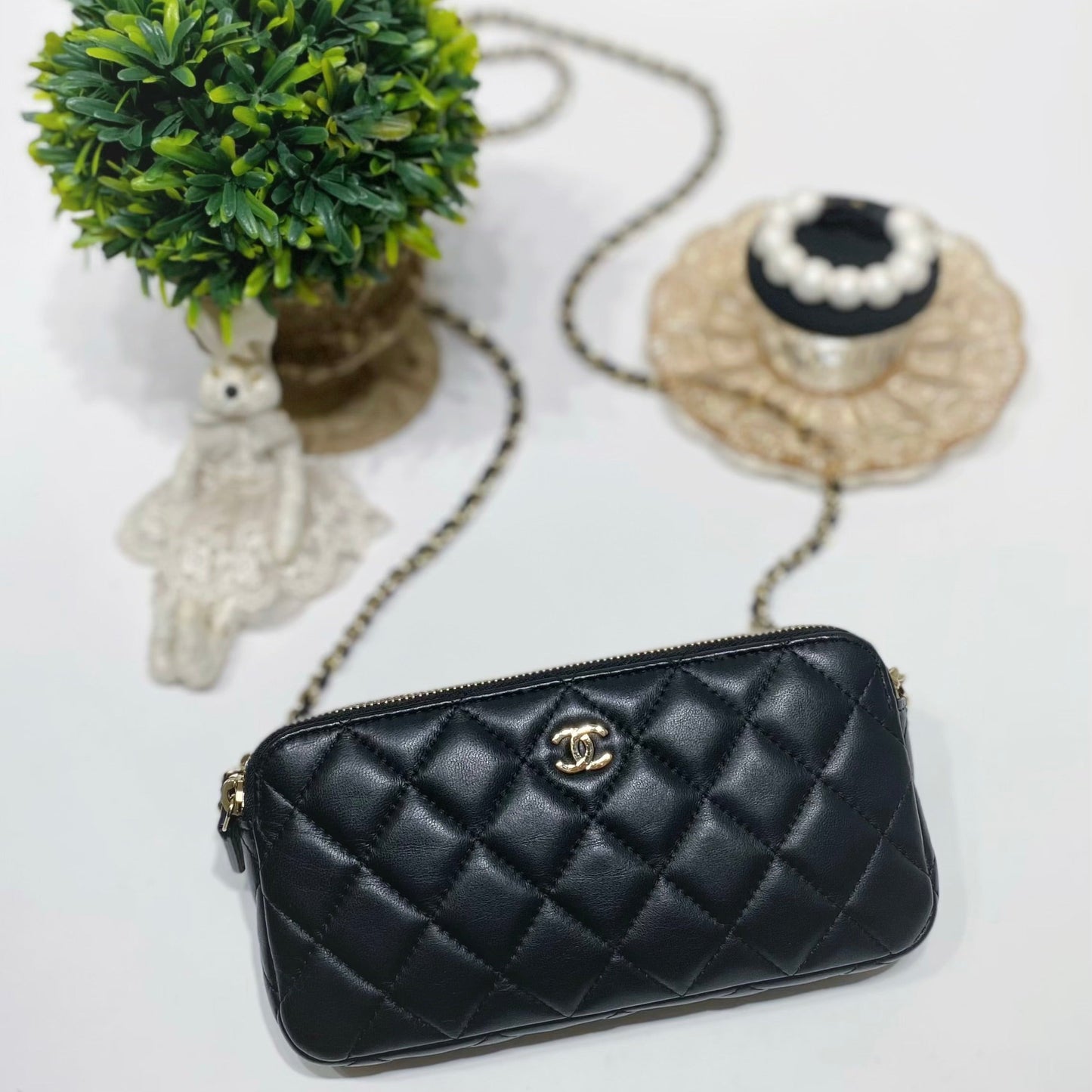 No.4144-Chanel Timeless Classic Phone Holder With Chain