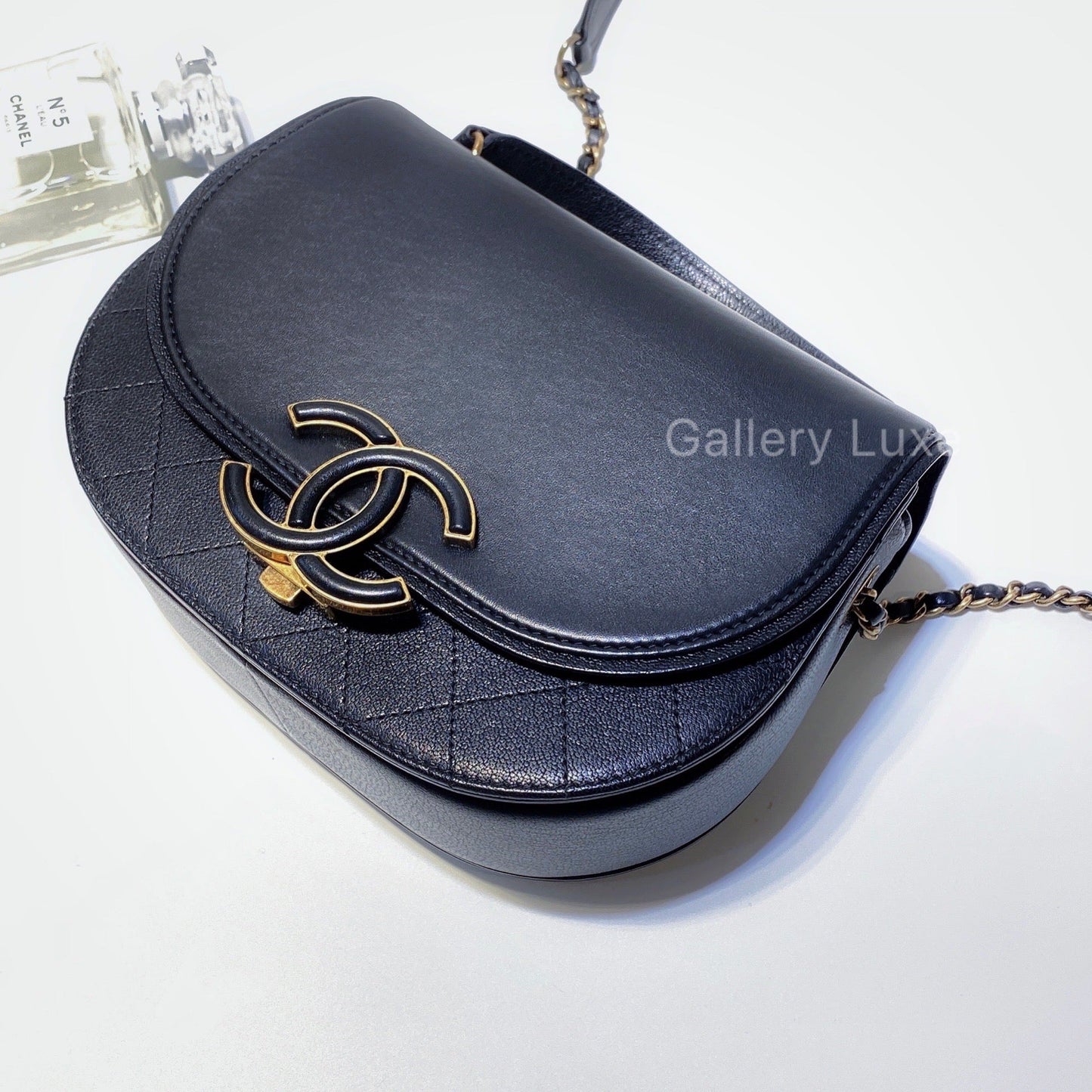 No.2810-Chanel Coco Curve Messenger Bag