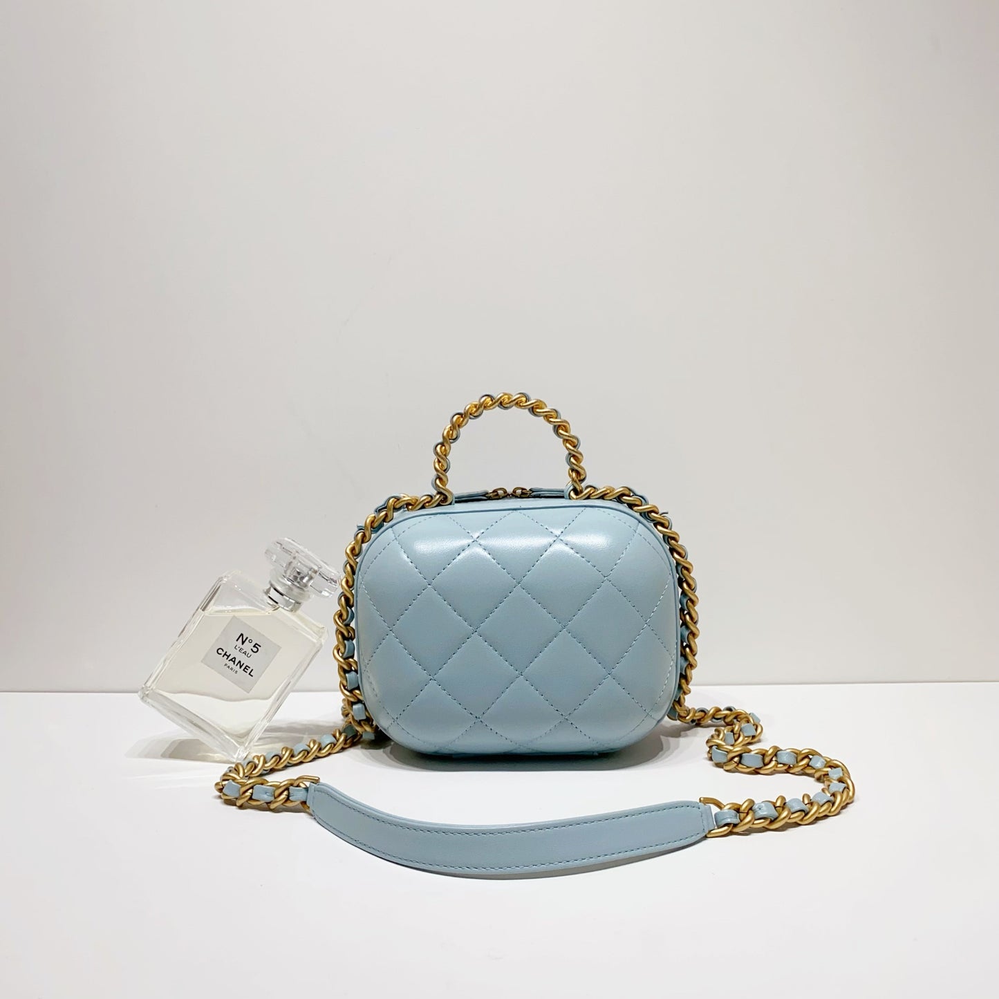 No.4169-Chanel Small Bubble Vanity Case<span class="Apple-converted-space">&nbsp;</span>