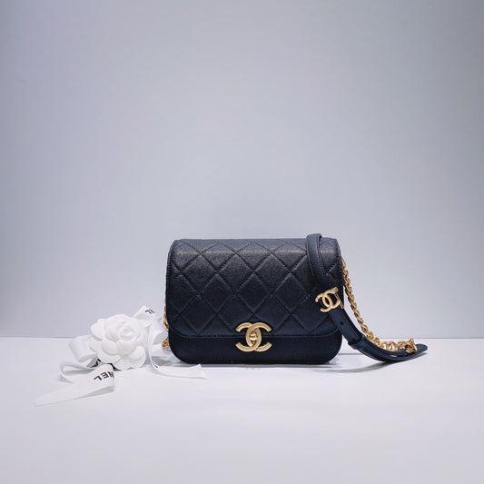 No.3510-Chanel Caviar City Curve Messenger Bag
