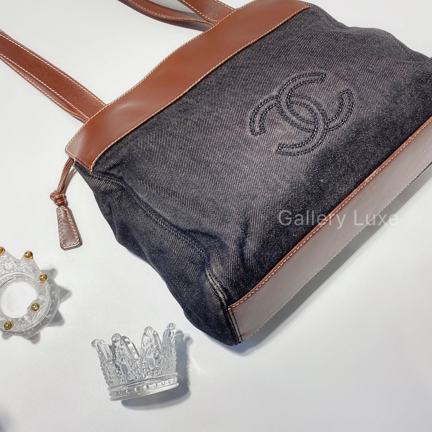 No.2496-Chanel Vintage Denim Shoulder Bag