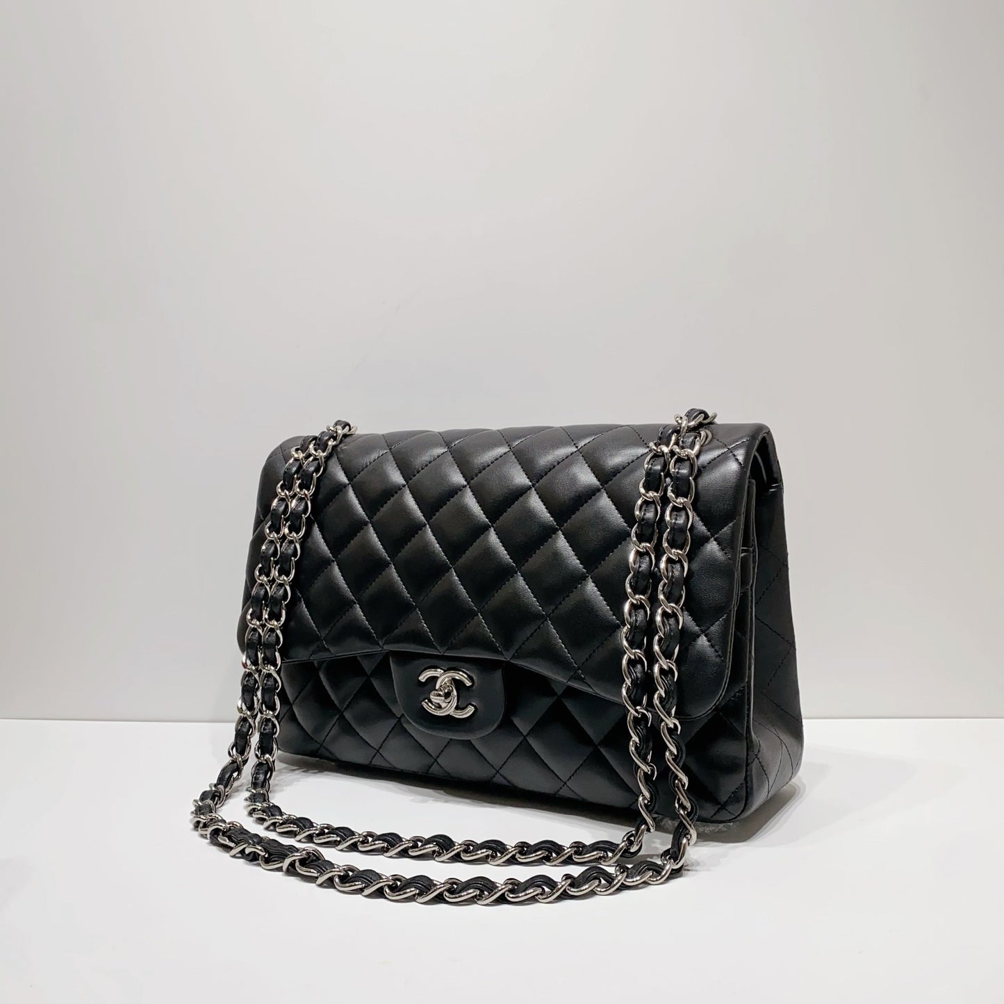 No.4191-Chanel Lambskin Classic Jumbo Double Flap Bag