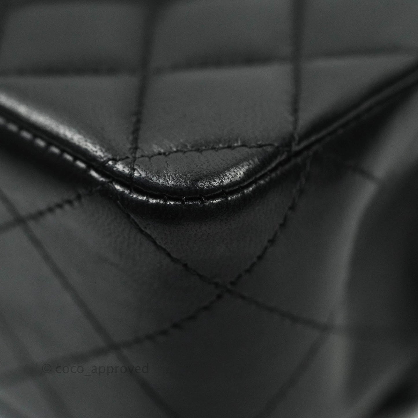 Chanel Classic M/L Medium Double Flap Black Lambskin Gold Hardware