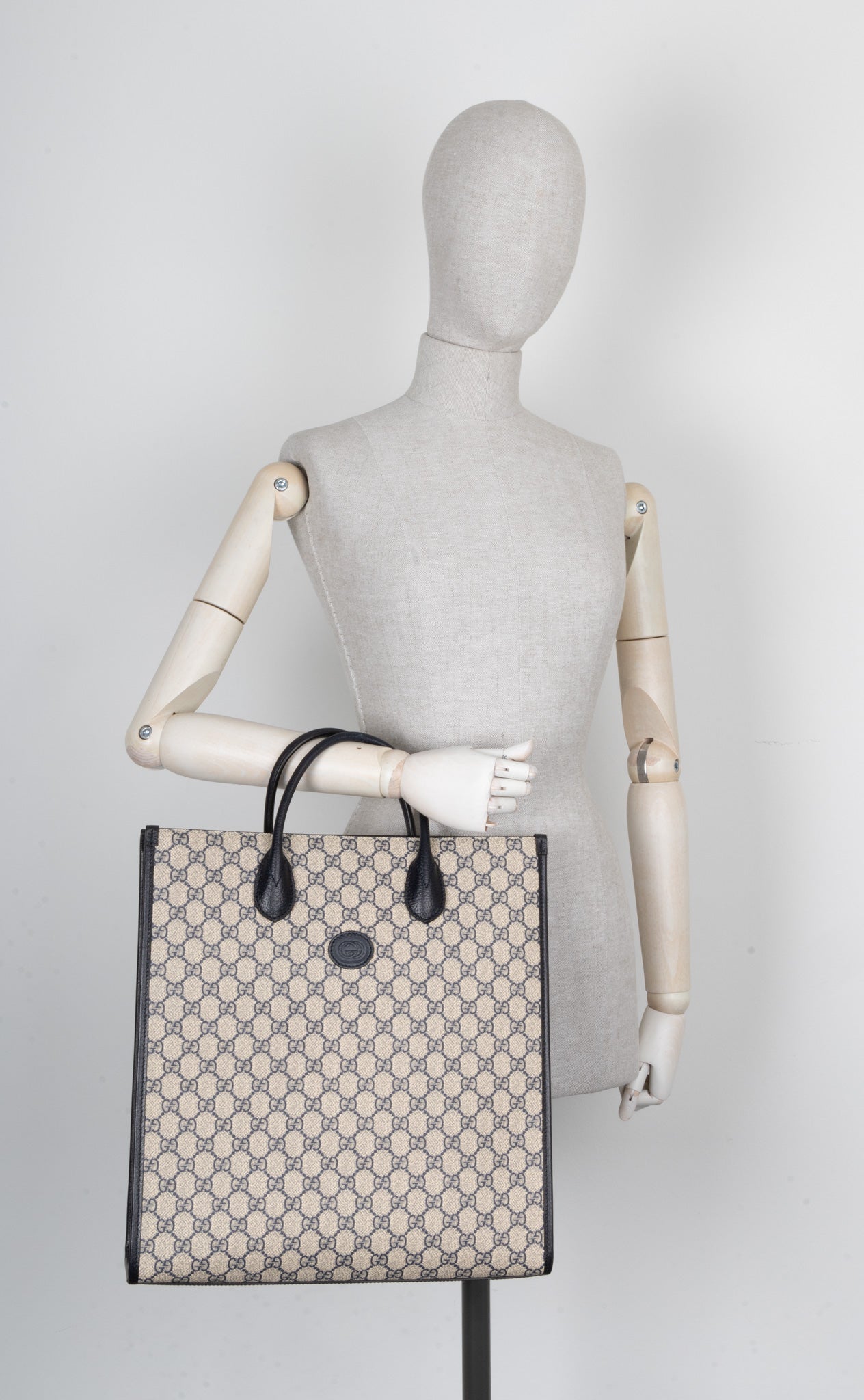 Luxury Gucci Trending 2025 Supreme GG Medium Tote Bag Blue