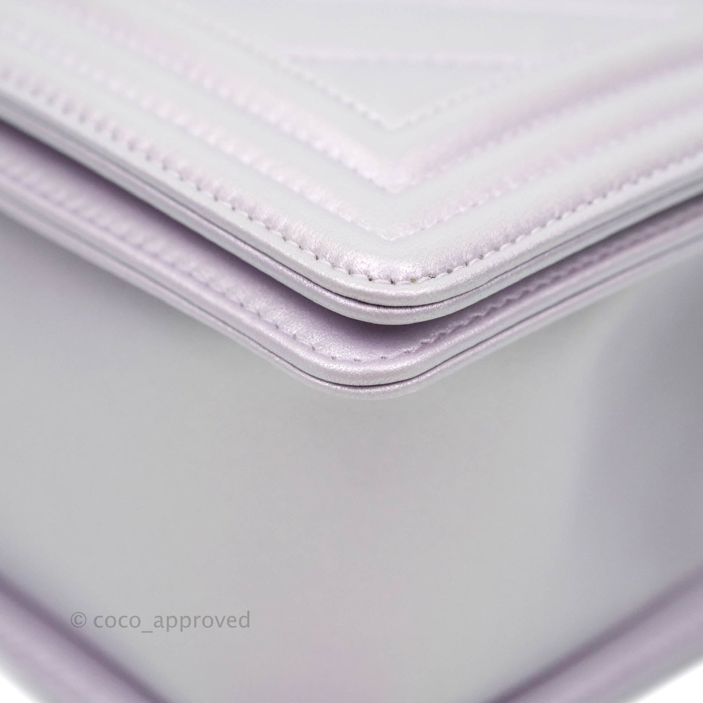 Chanel Boy Chevron Medium Iridescent Lilac Calfskin Silver Hardware