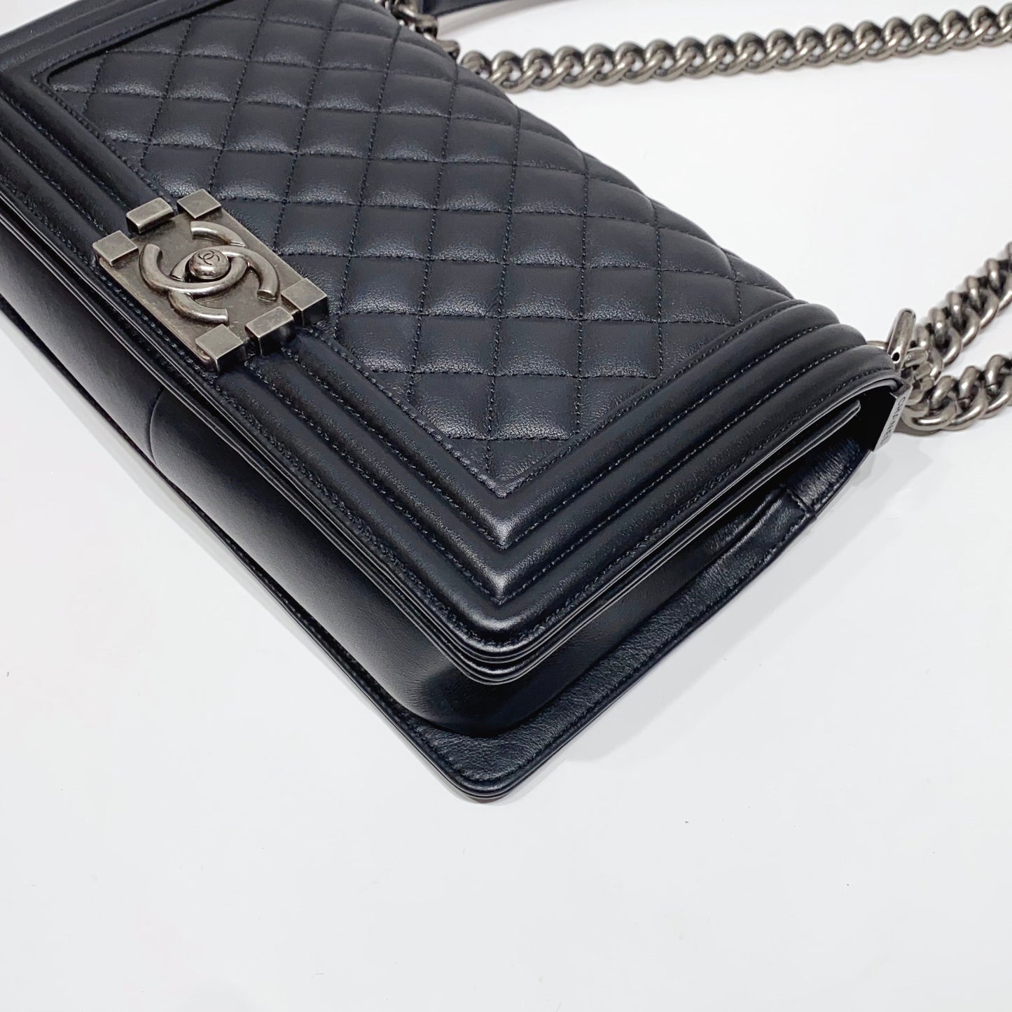 No.4203-Chanel Calfskin Boy 25cm