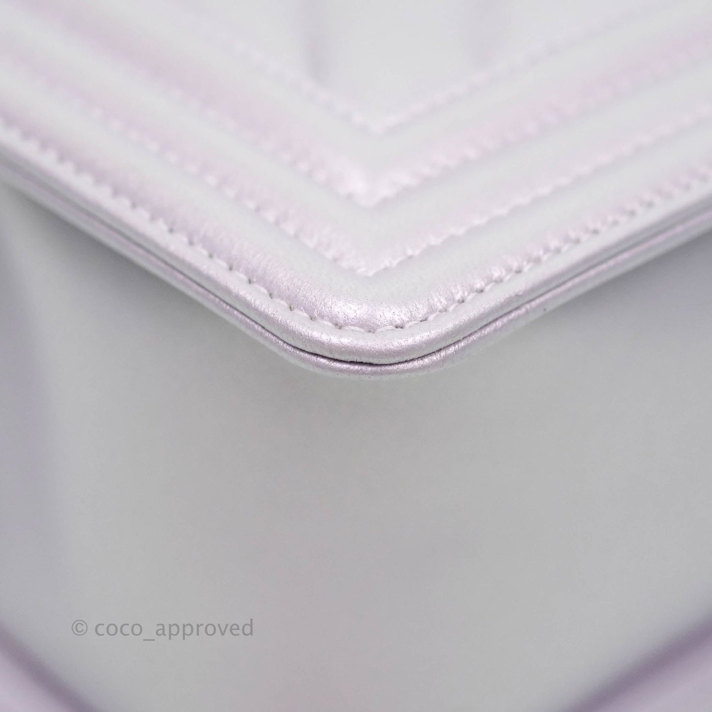 Chanel Boy Chevron Medium Iridescent Lilac Calfskin Silver Hardware