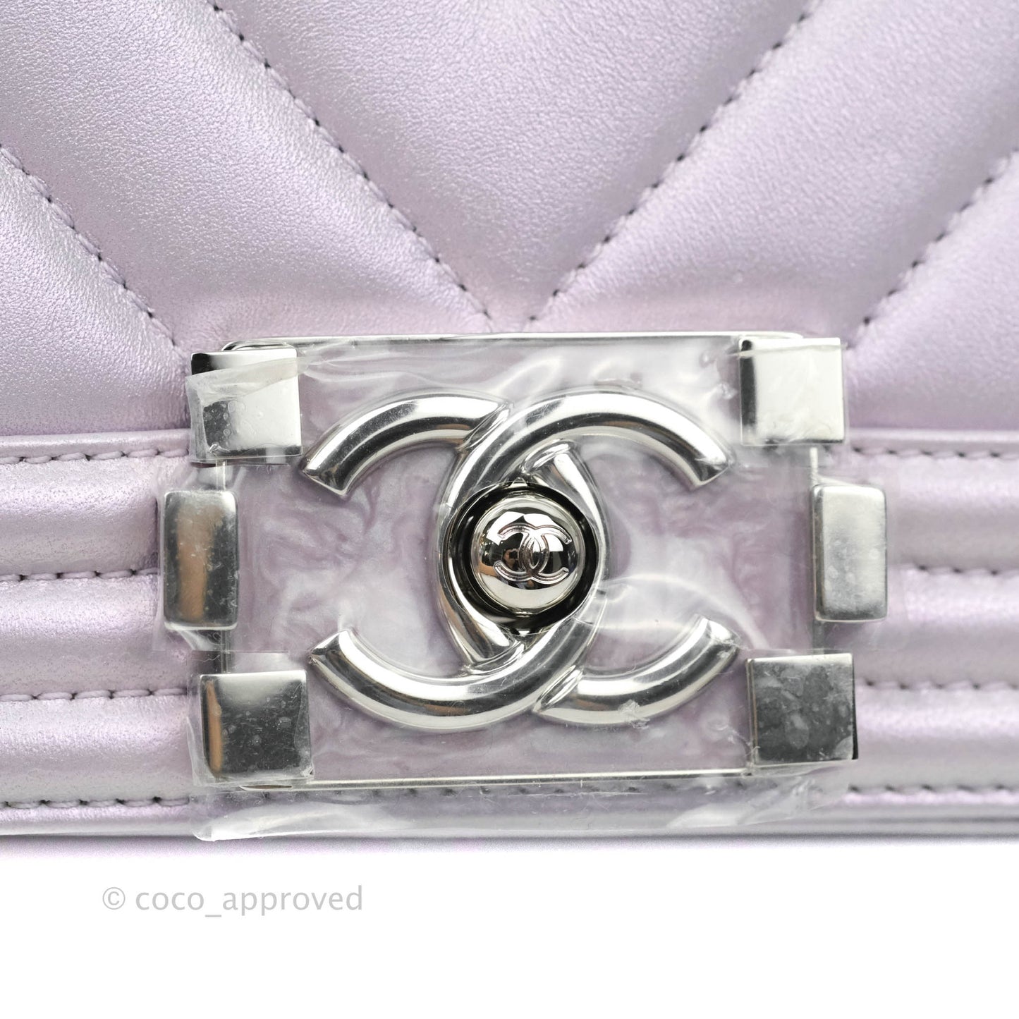 Chanel Boy Chevron Medium Iridescent Lilac Calfskin Silver Hardware