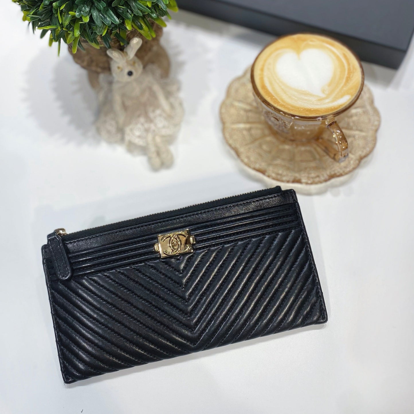 No.3724-Chanel Boy Chevron Long Wallet