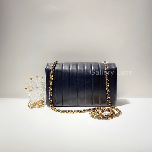 No.2196-Chanel Vintage Lambskin Flap Bag