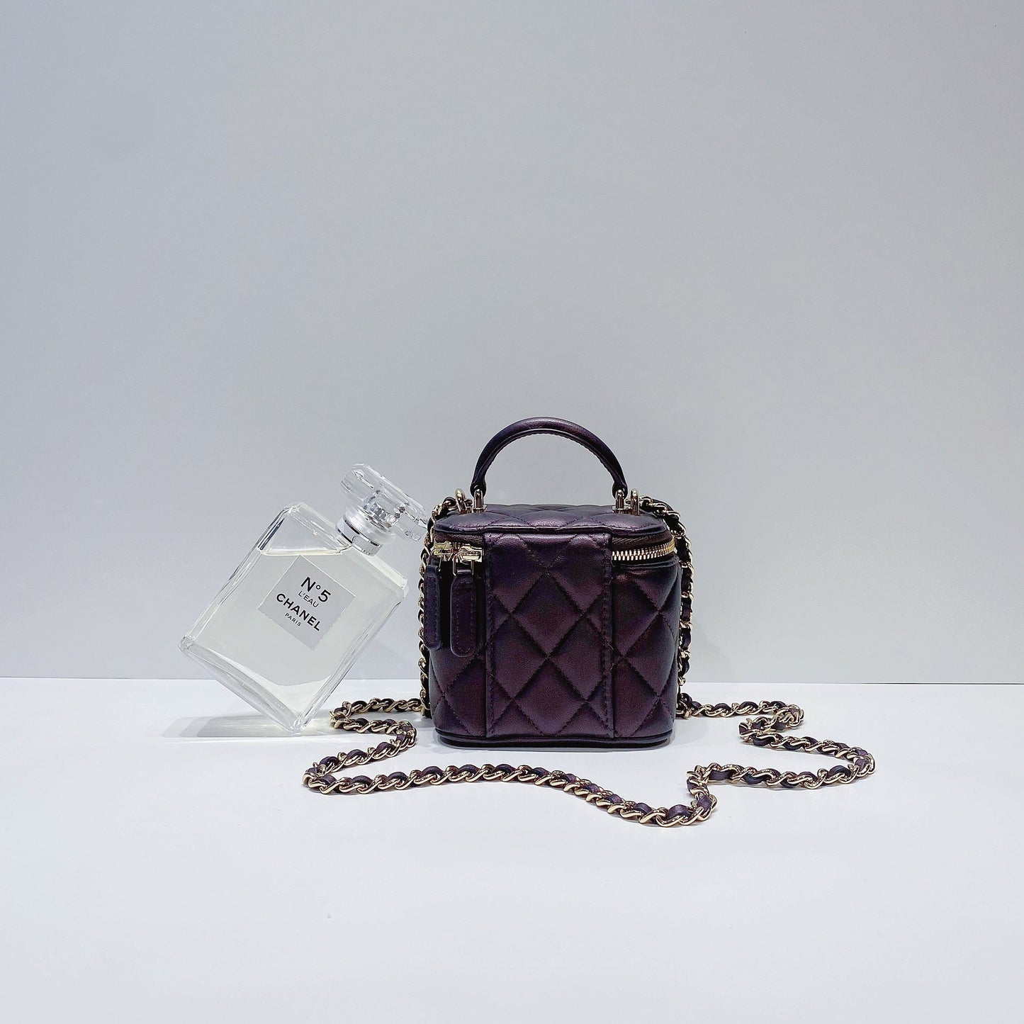 No.3634-Chanel Small Classic Handle Vanity With Chain (Brand New / 全新)