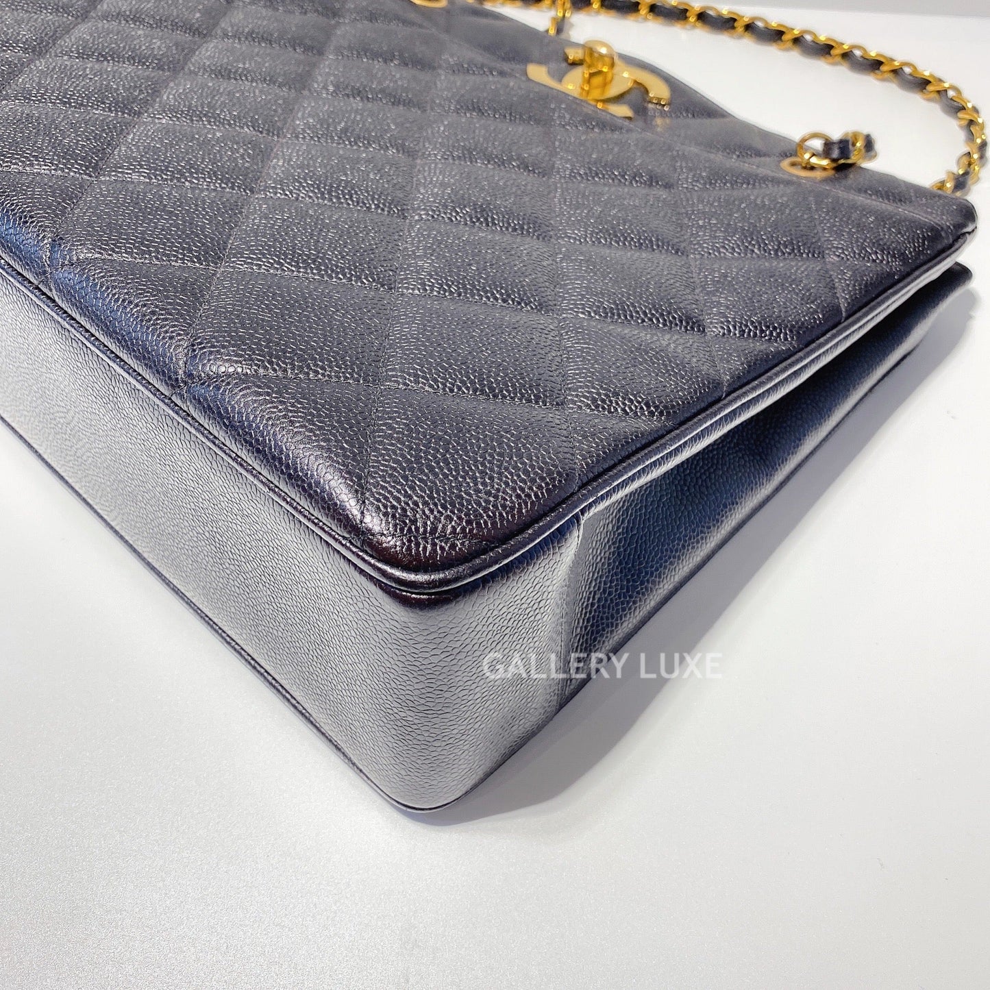 No.2295-Chanel Vintage Caviar TurnLock Shoulder Bag
