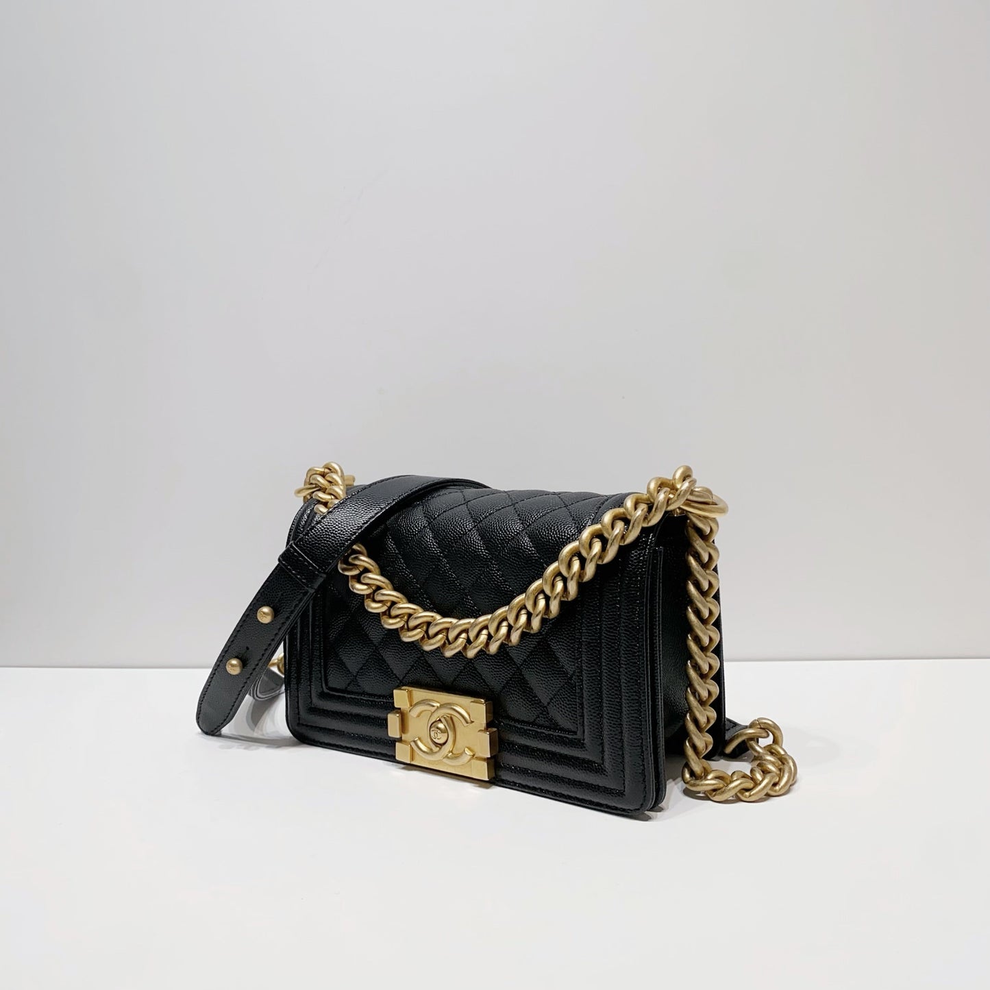No.001649-Chanel Caviar Small Boy 20cm