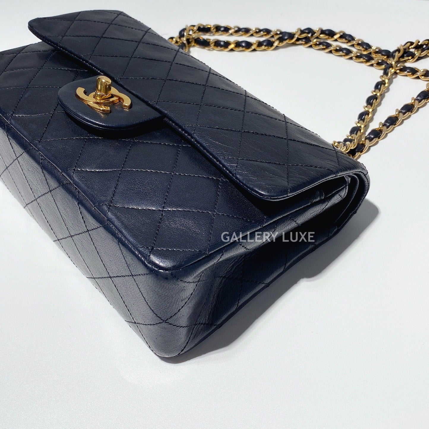 No.2099-Chanel Vintage Lambskin Classic Flap 23cm