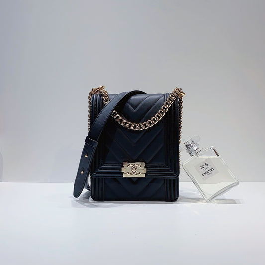 No.3708-Chanel Calfskin Small New Boy
