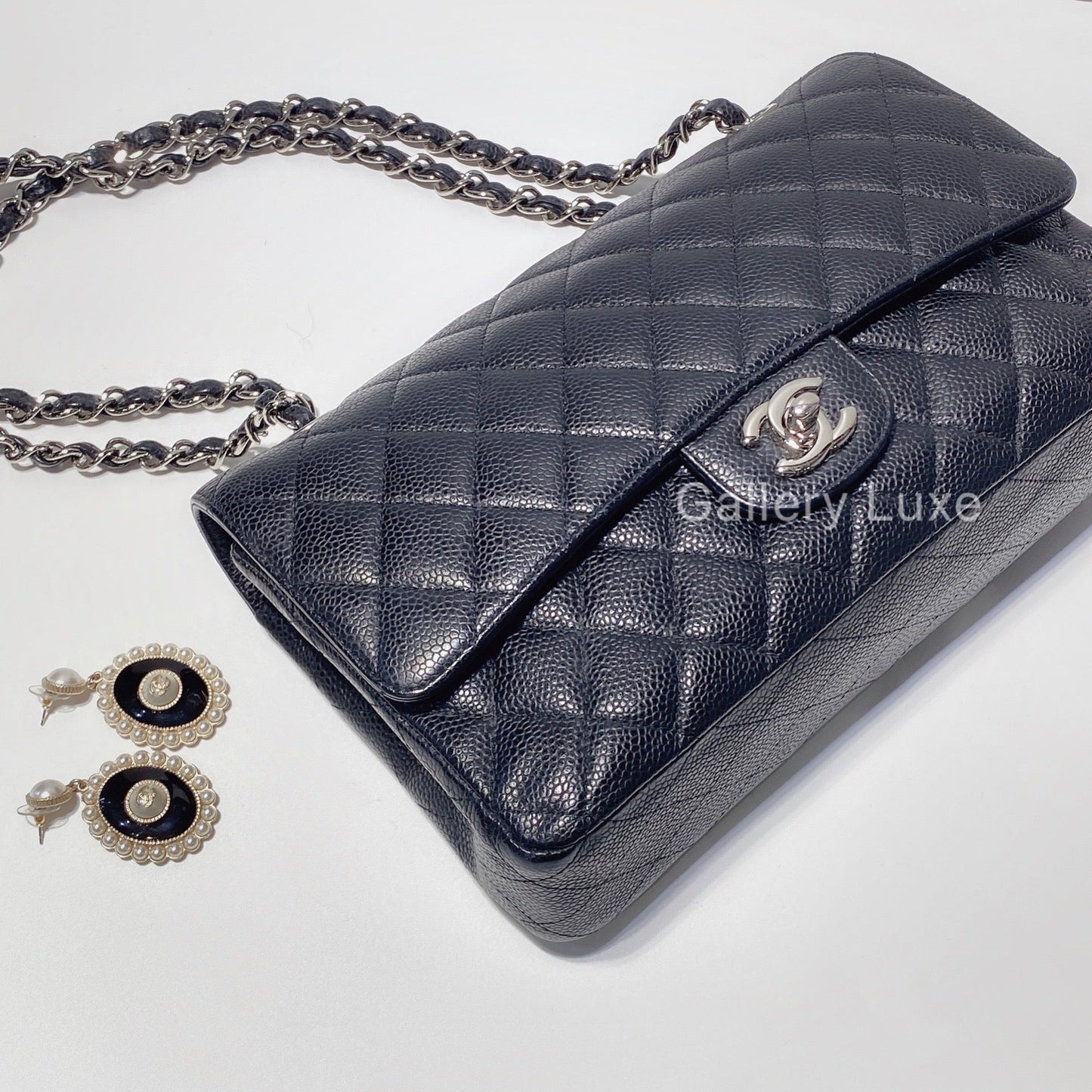 No.2528-Chanel Caviar Classic Flap Bag 25cm